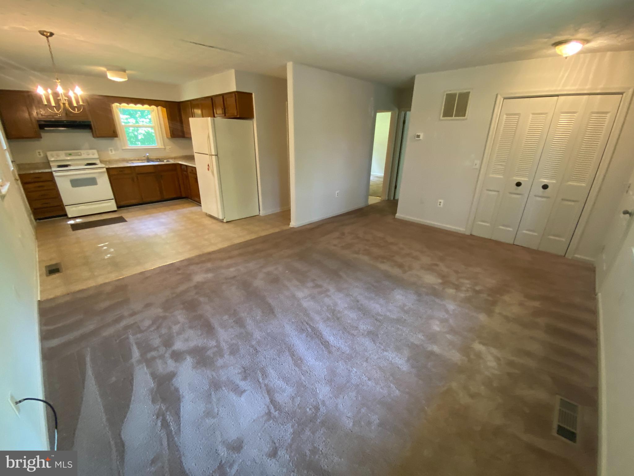 INDIANTOWN - Residential Lease