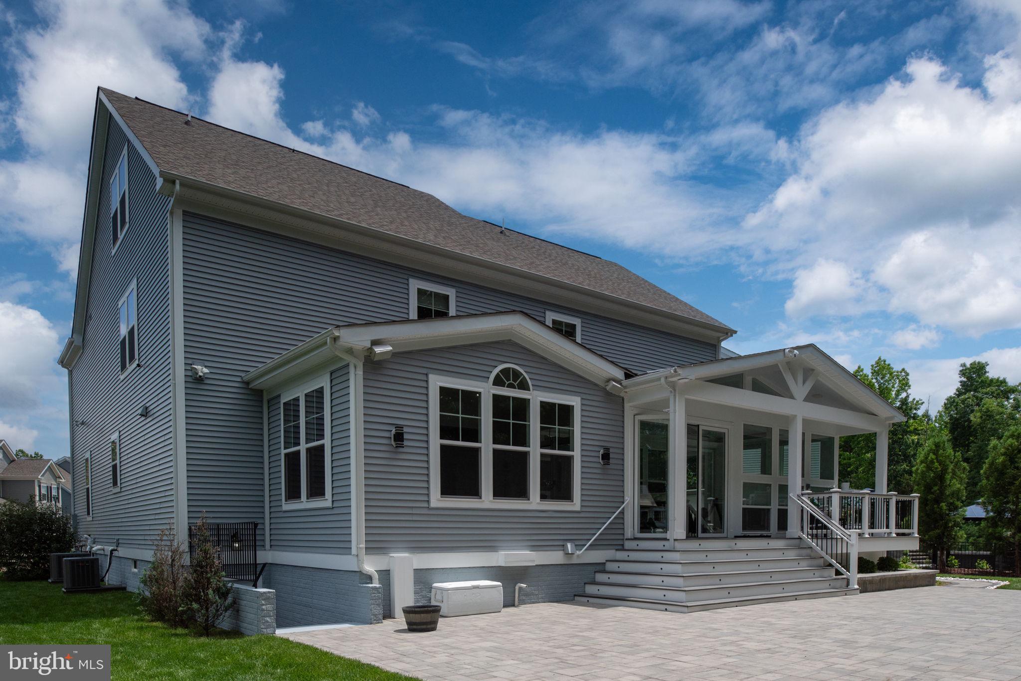 EMBREY MILL - Residential