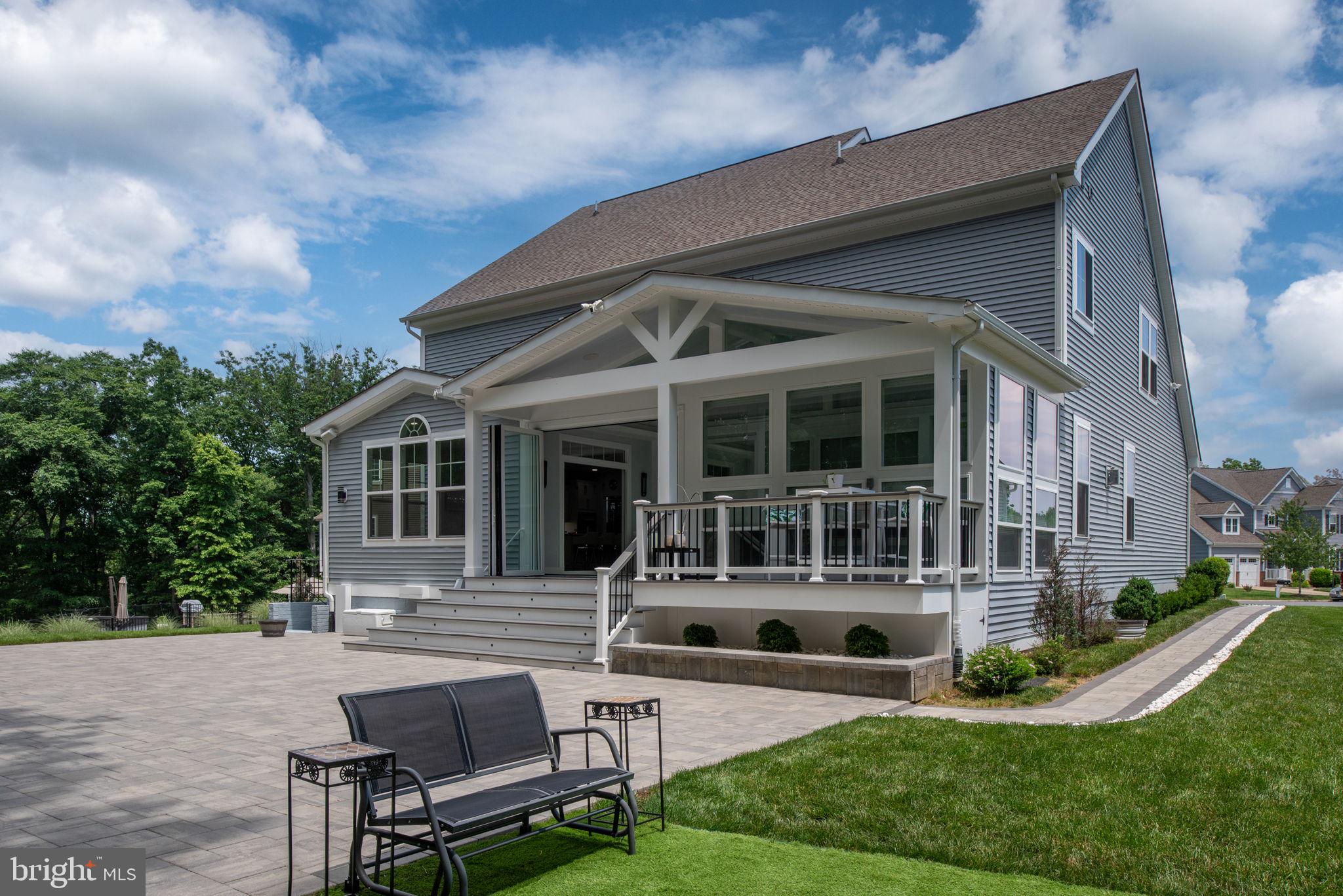 EMBREY MILL - Residential