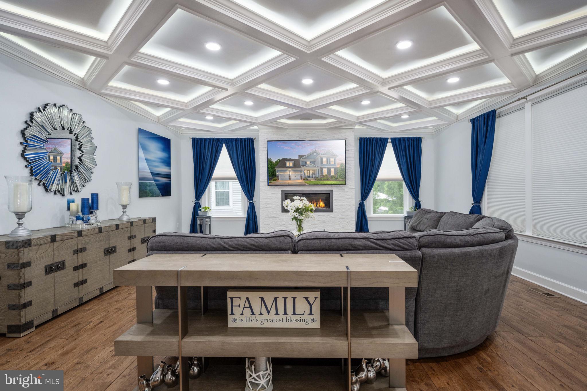 EMBREY MILL - Residential