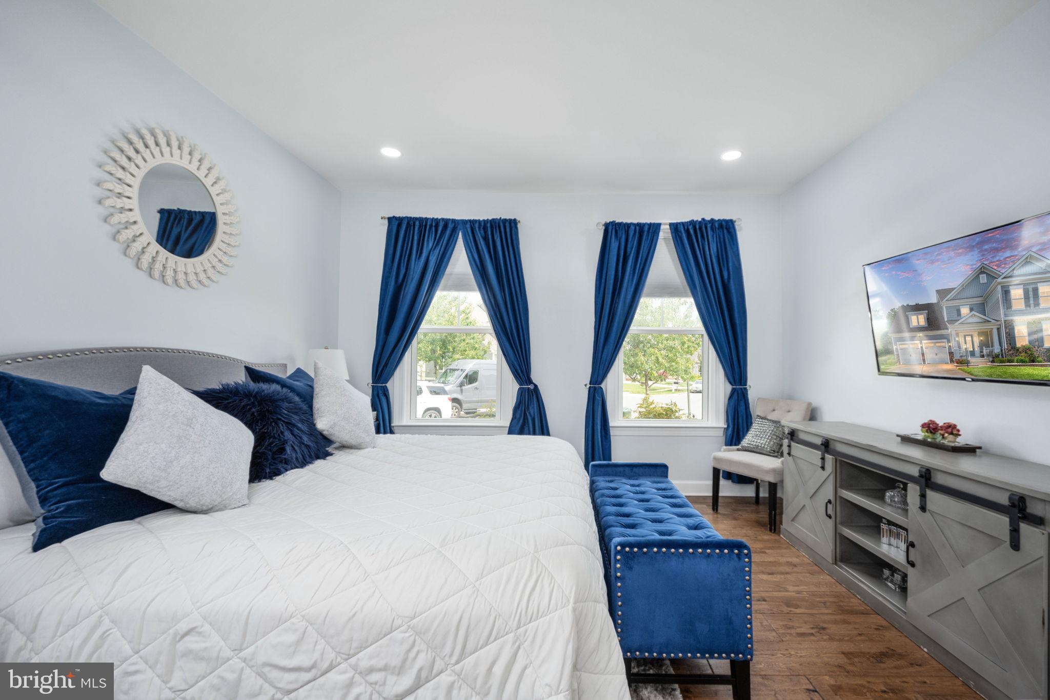 EMBREY MILL - Residential