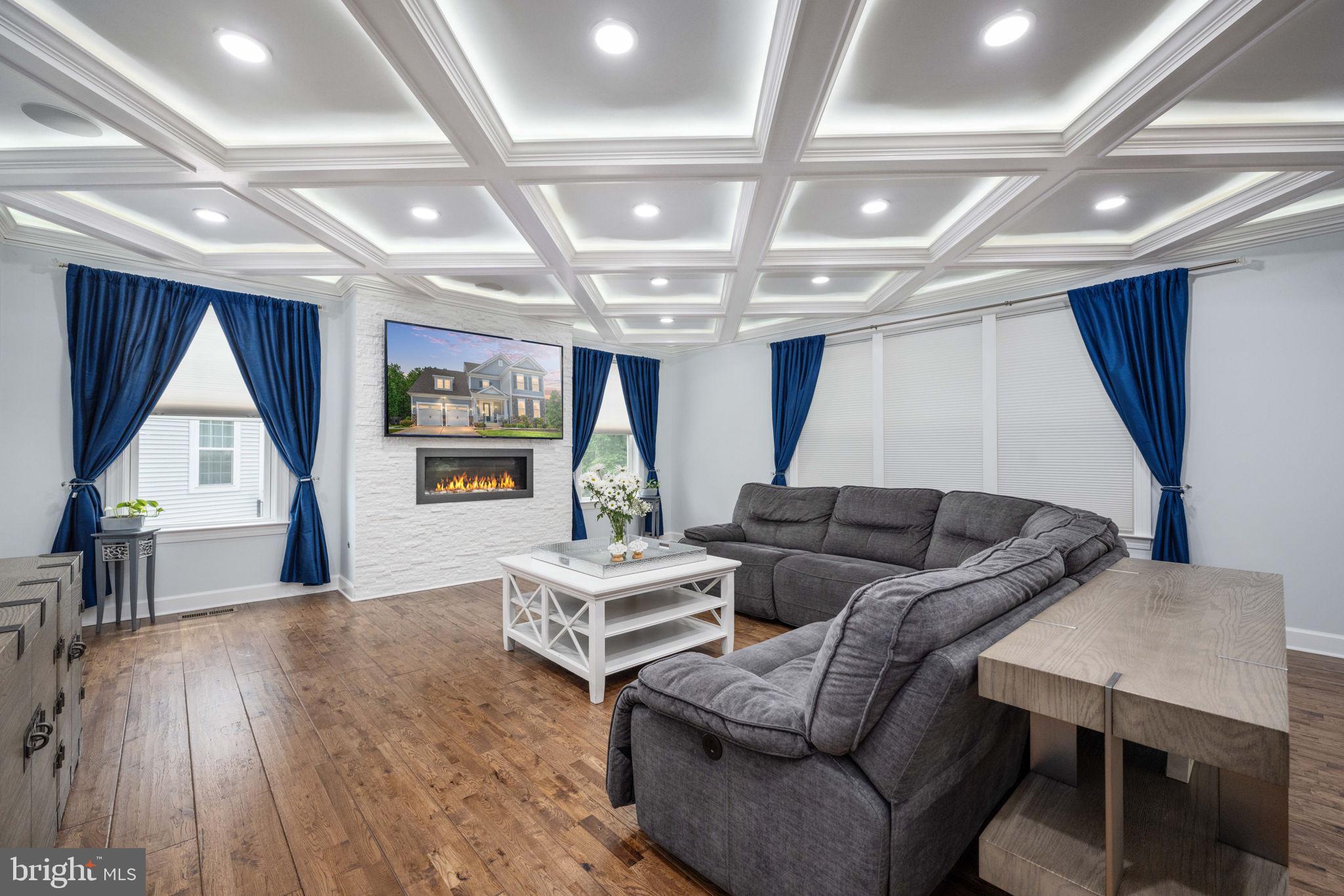 EMBREY MILL - Residential