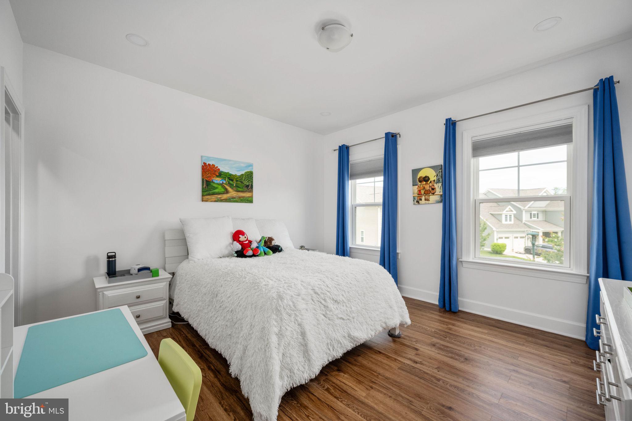 EMBREY MILL - Residential