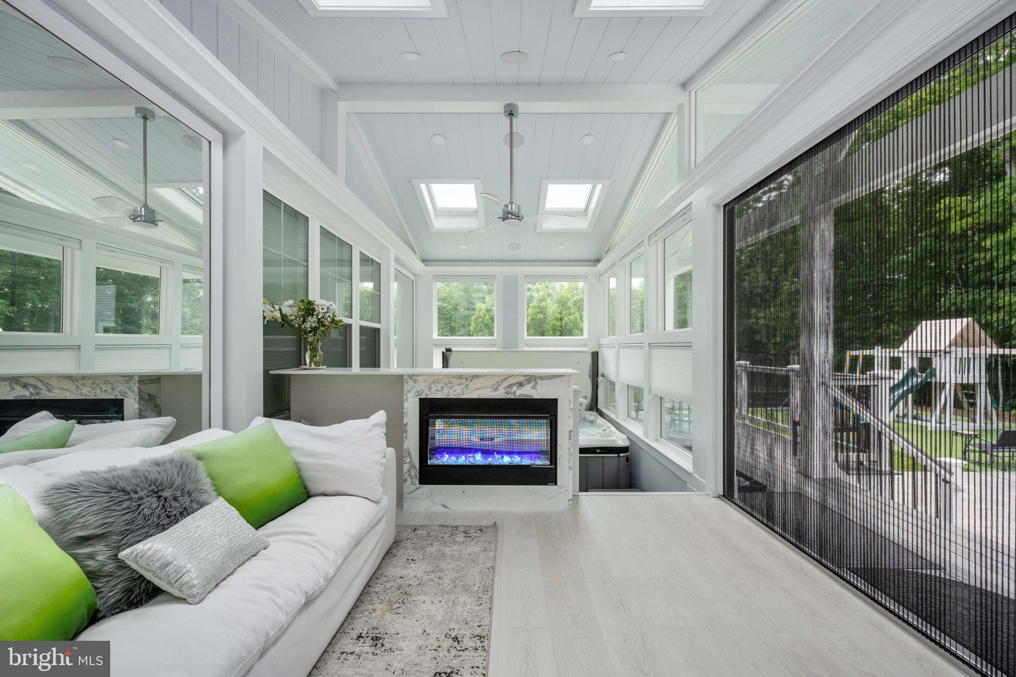 EMBREY MILL - Residential