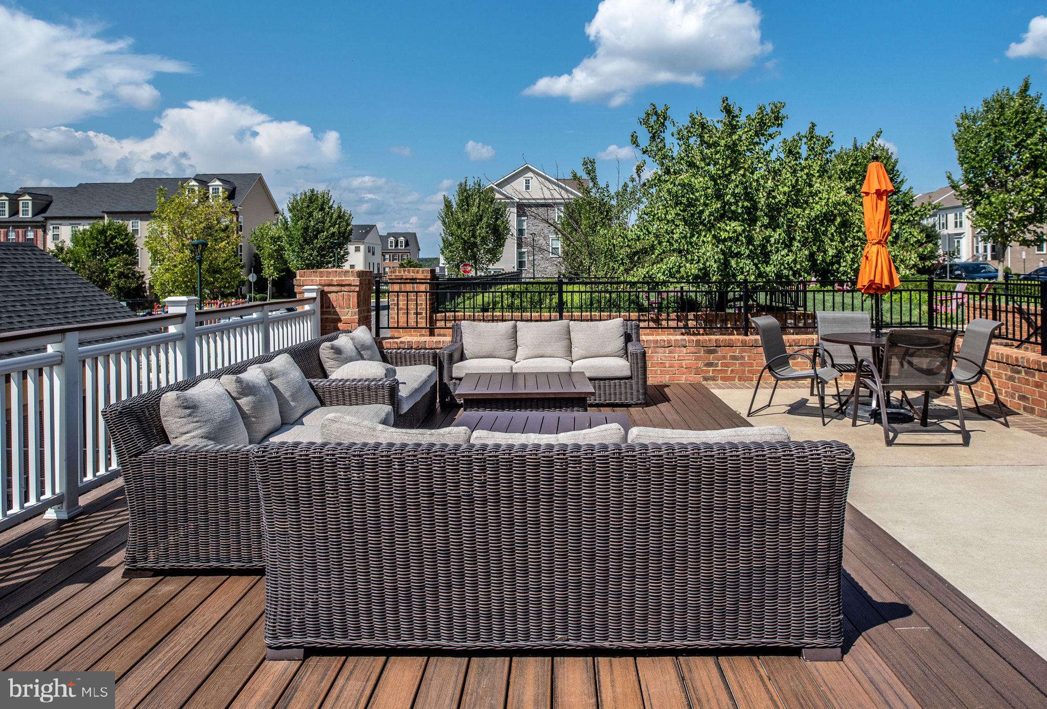 EMBREY MILL - Residential