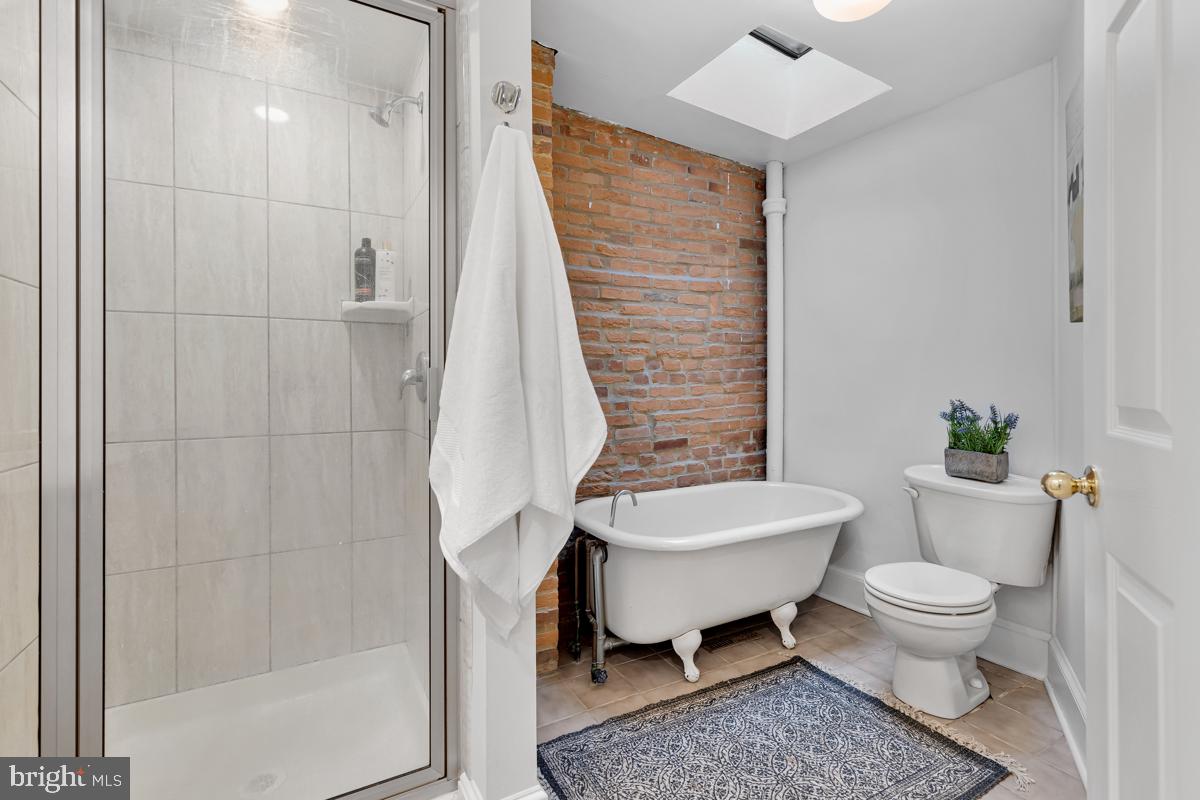 RIVERSIDE - Residential