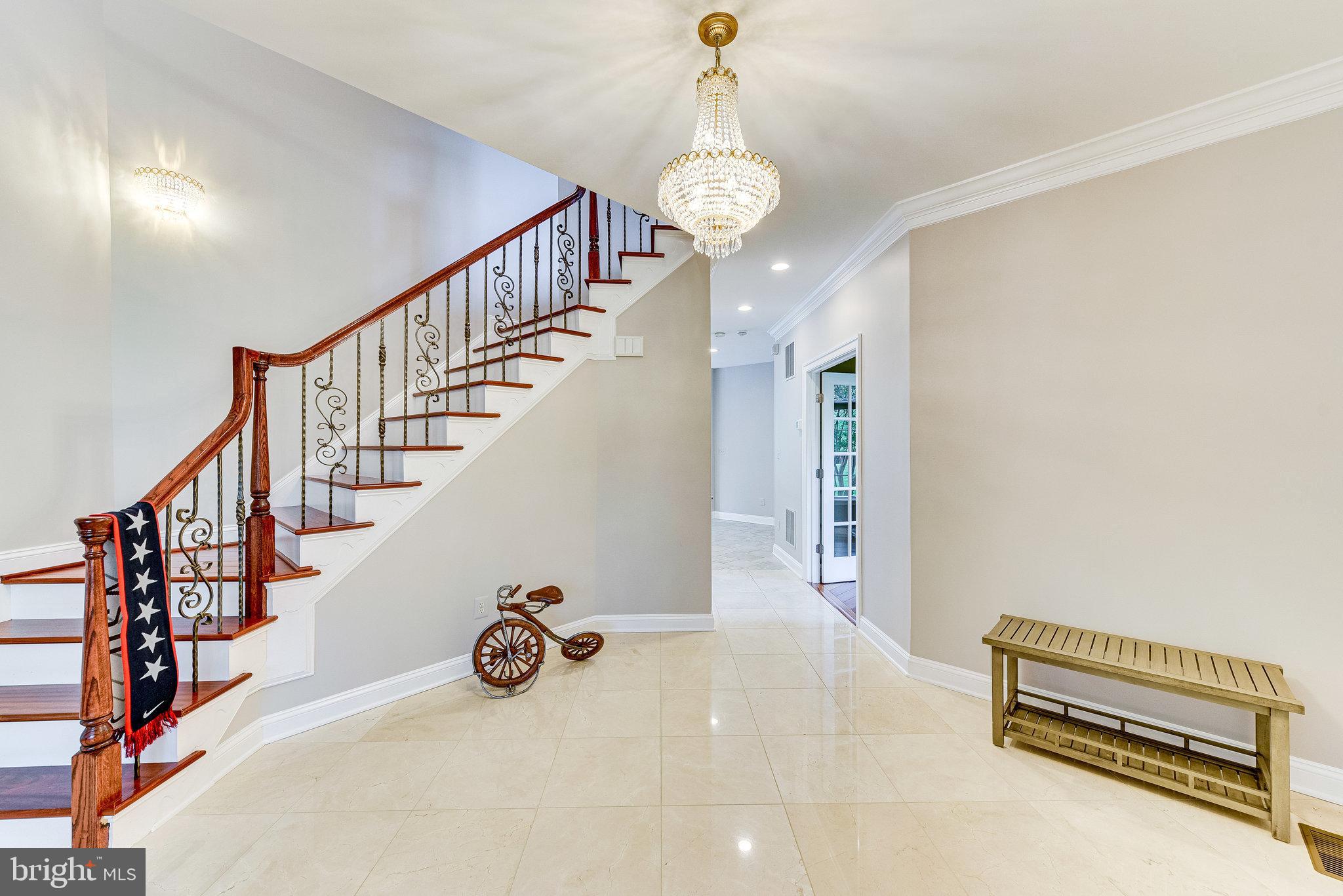 WAPLES CREST - Residential