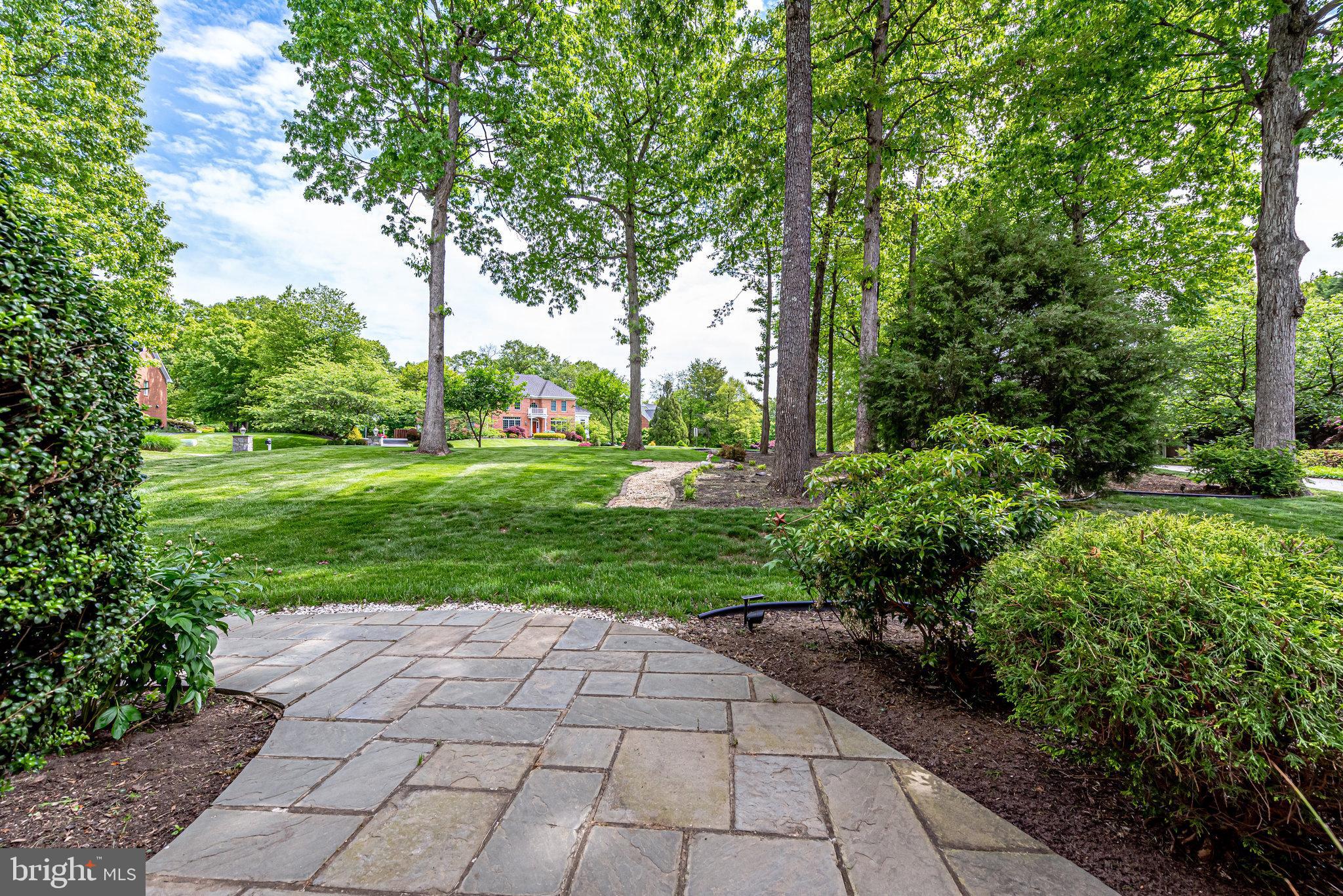 WAPLES CREST - Residential