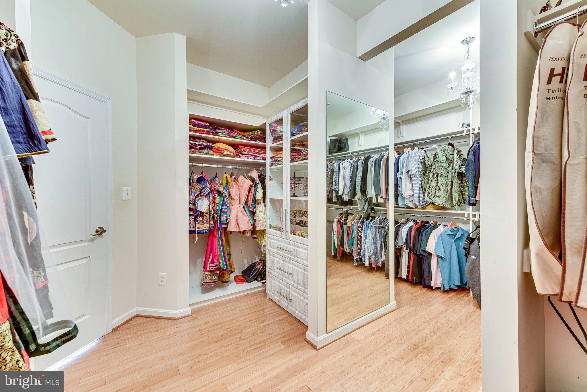 WAPLES CREST - Residential