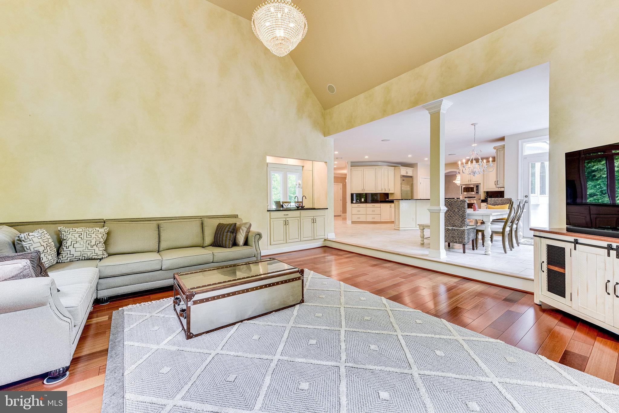 WAPLES CREST - Residential