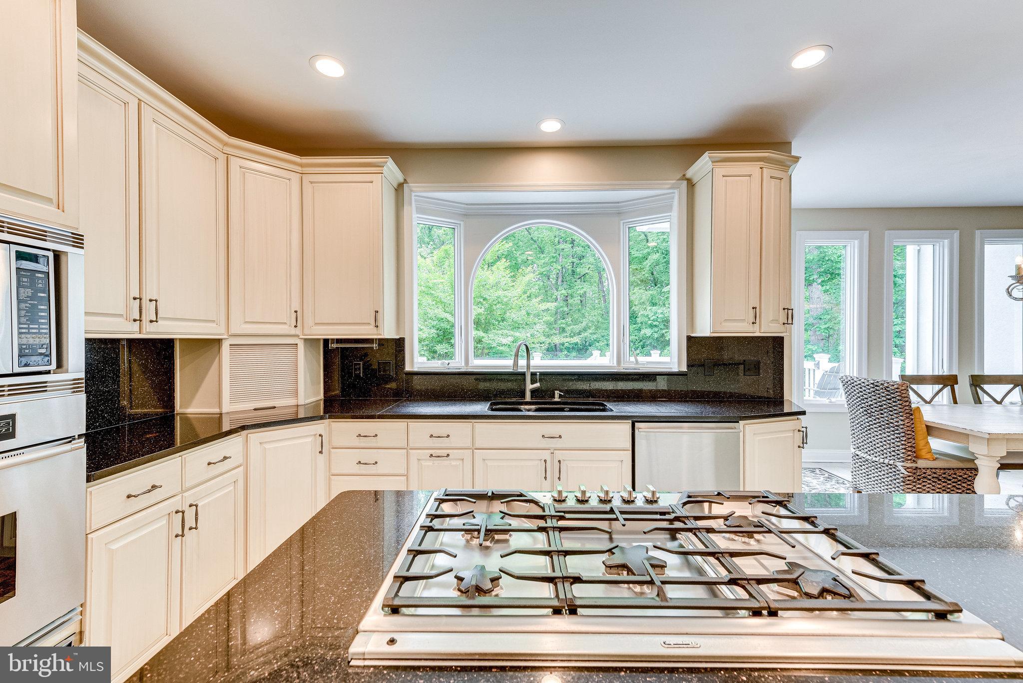 WAPLES CREST - Residential