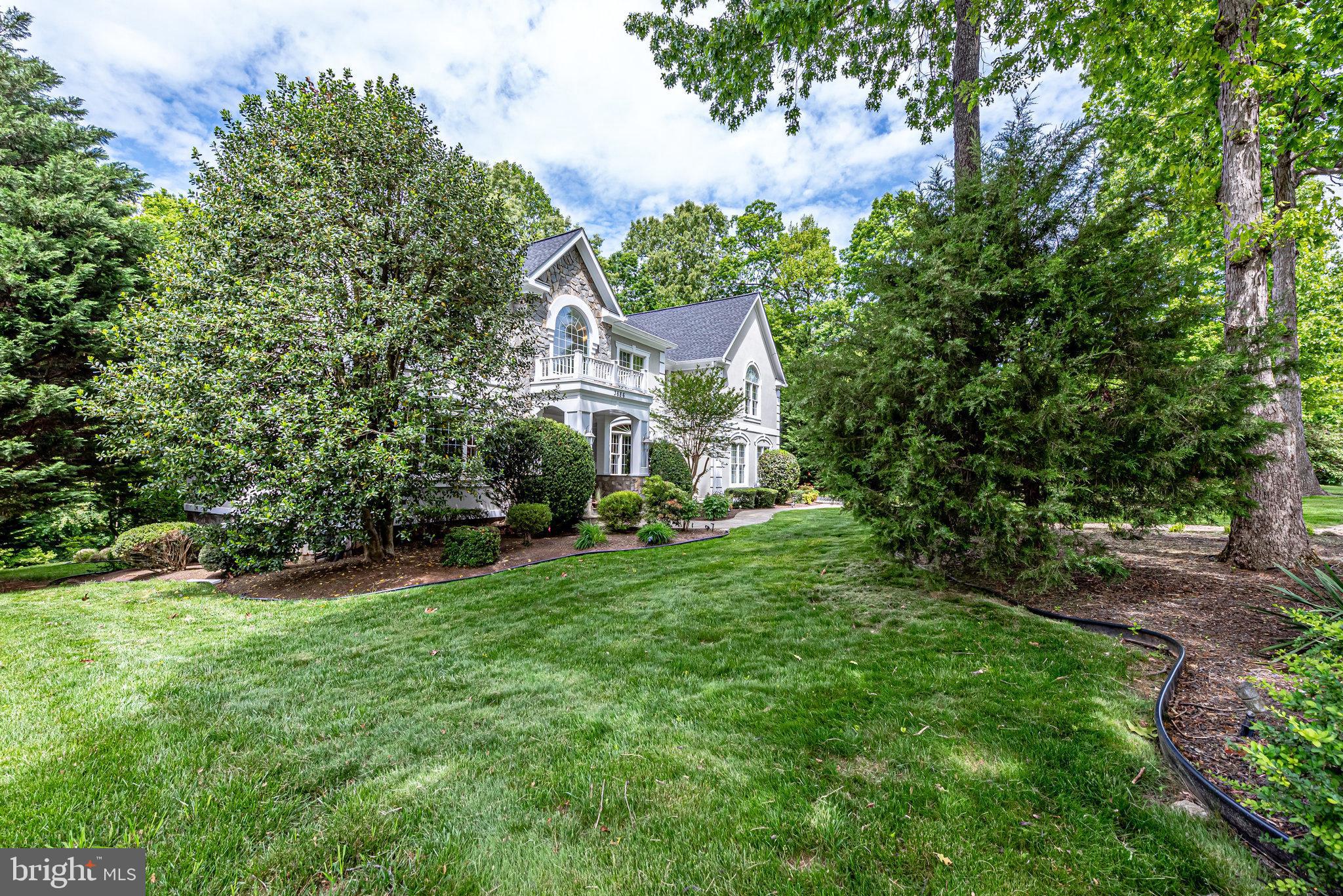 WAPLES CREST - Residential