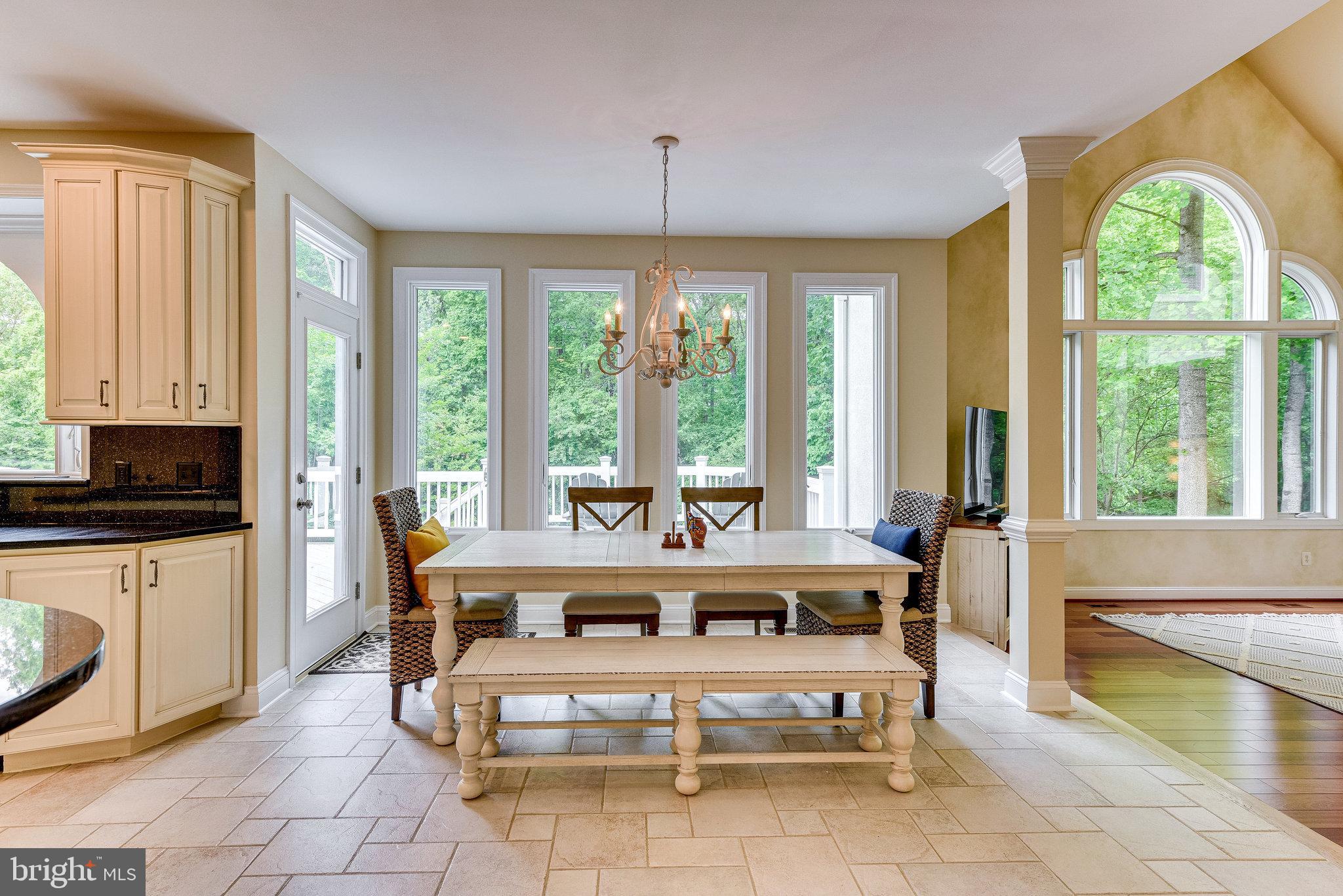 WAPLES CREST - Residential