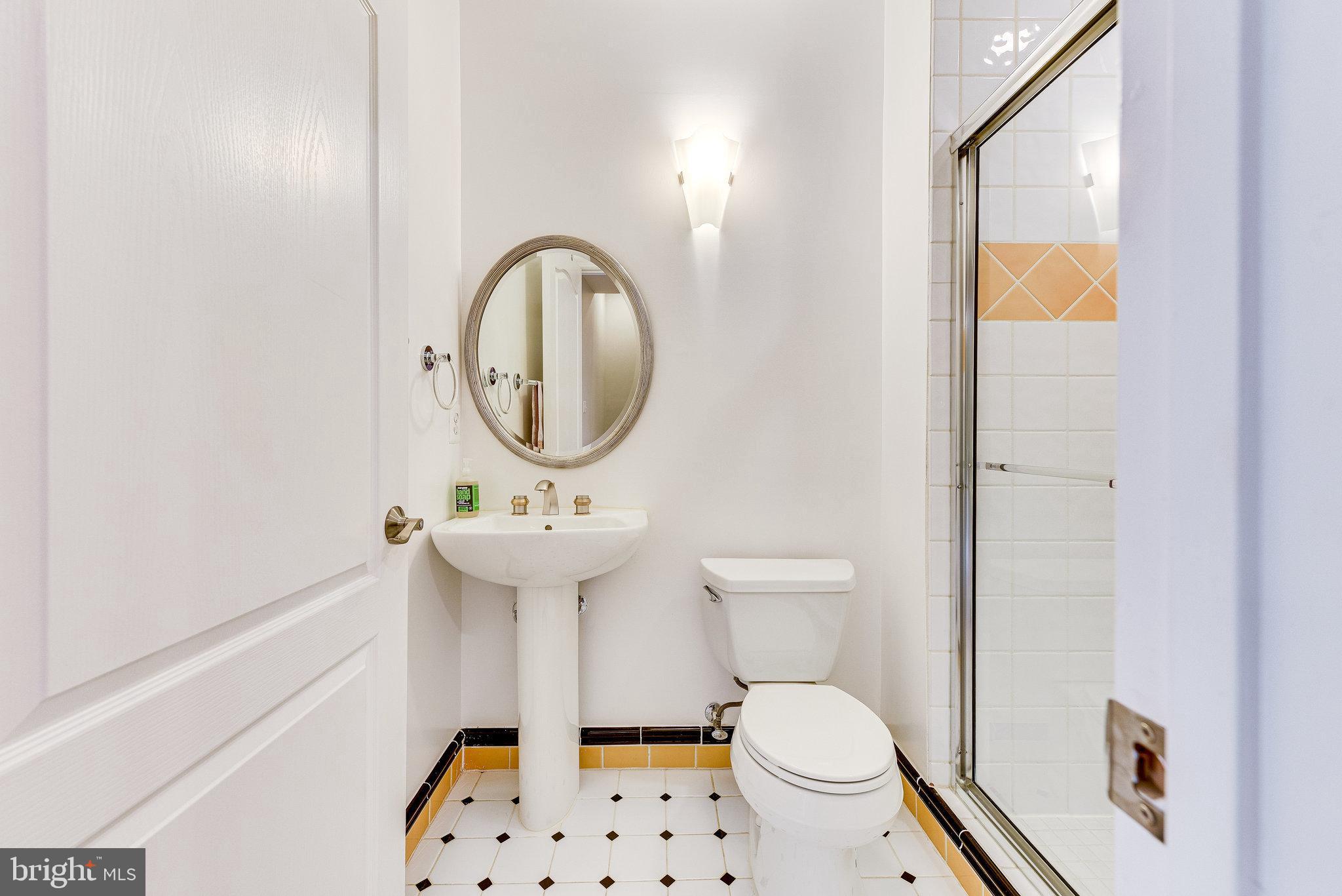 WAPLES CREST - Residential