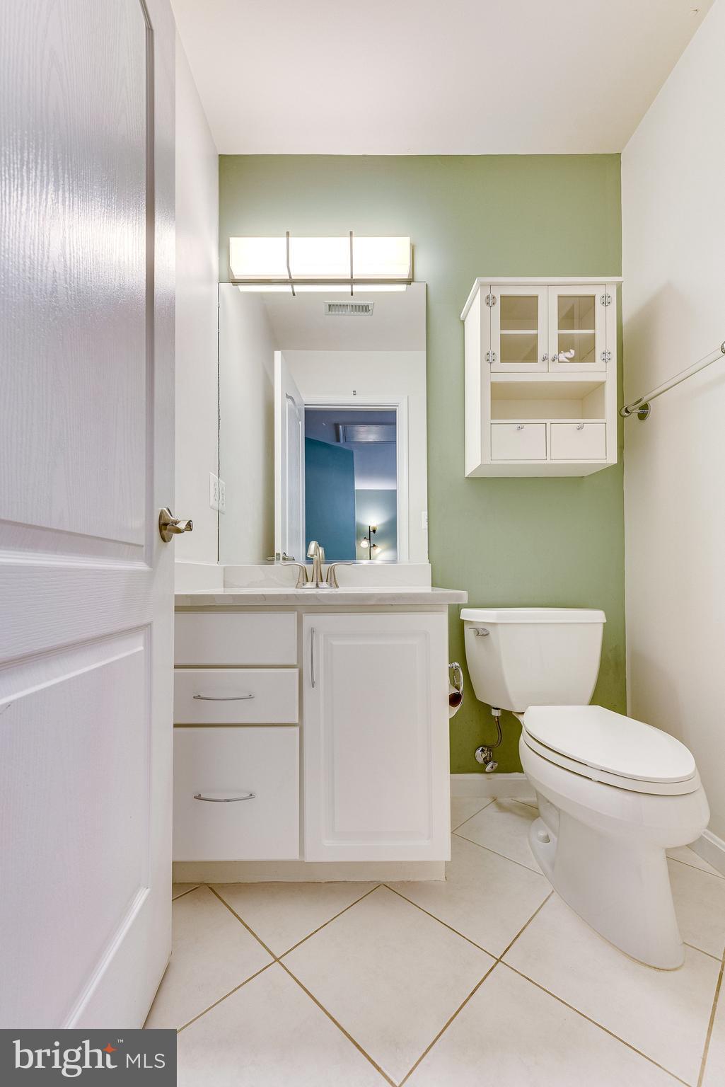 WAPLES CREST - Residential