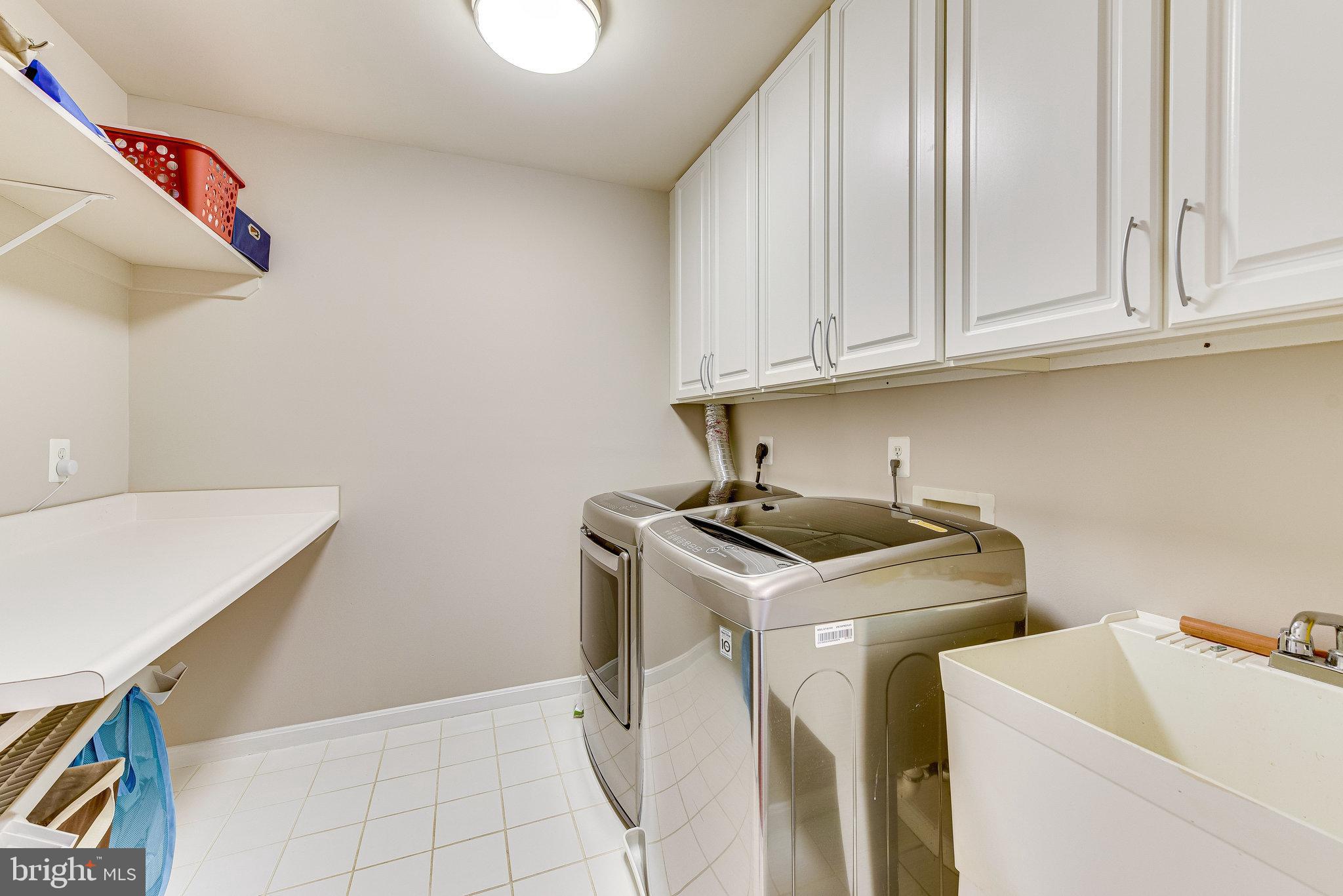 WAPLES CREST - Residential