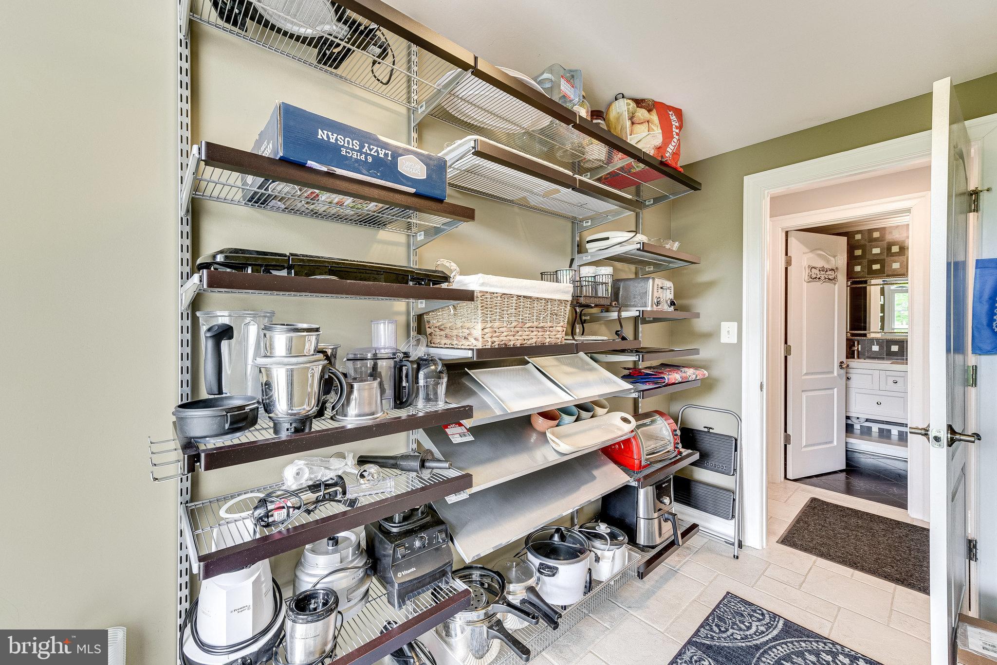 WAPLES CREST - Residential