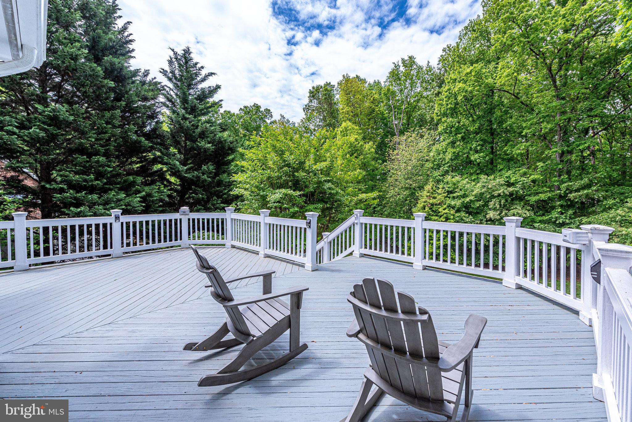 WAPLES CREST - Residential