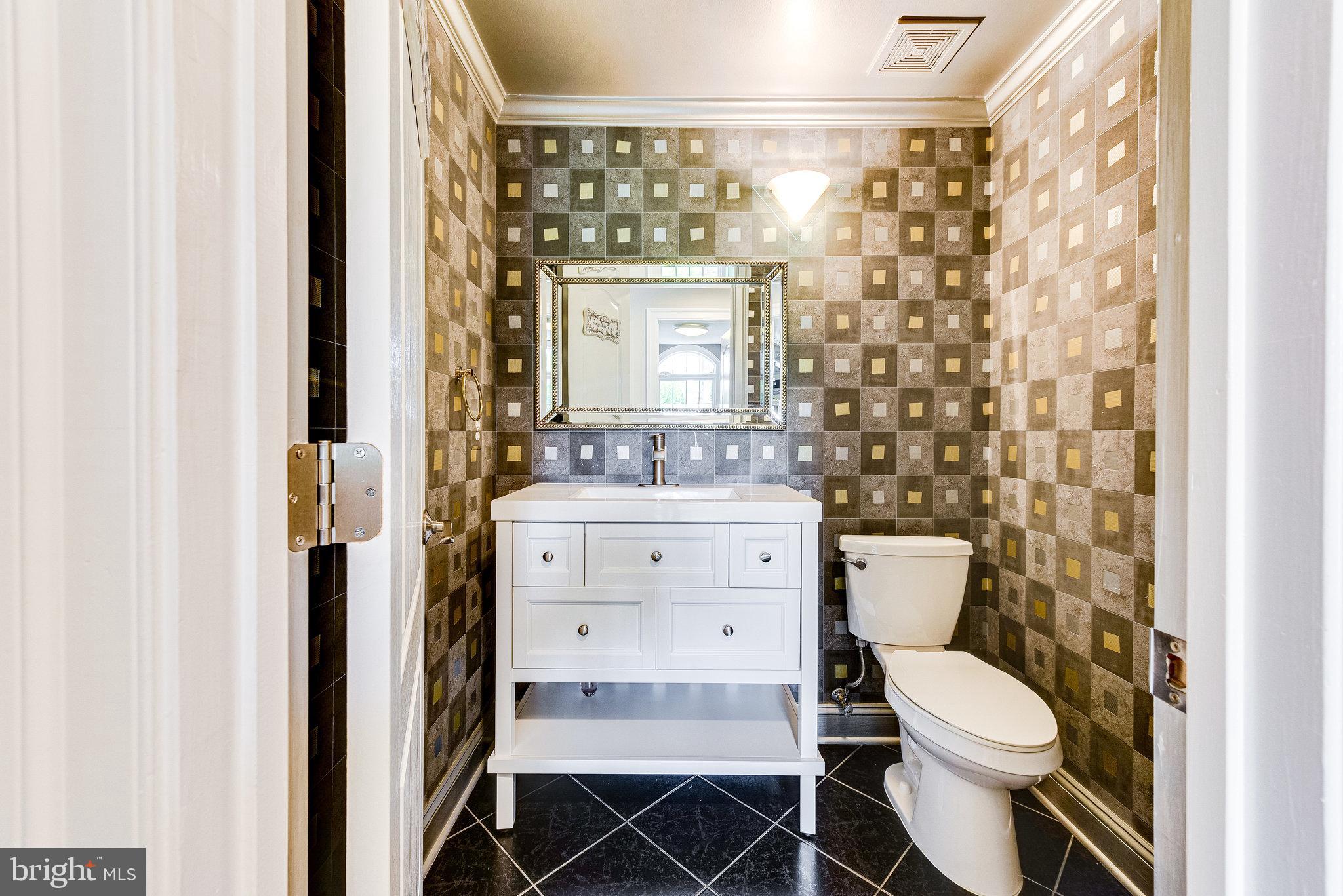 WAPLES CREST - Residential