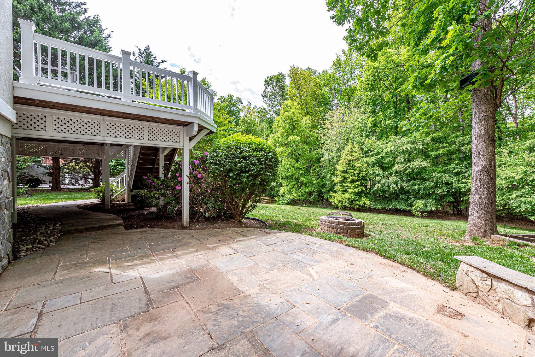 WAPLES CREST - Residential