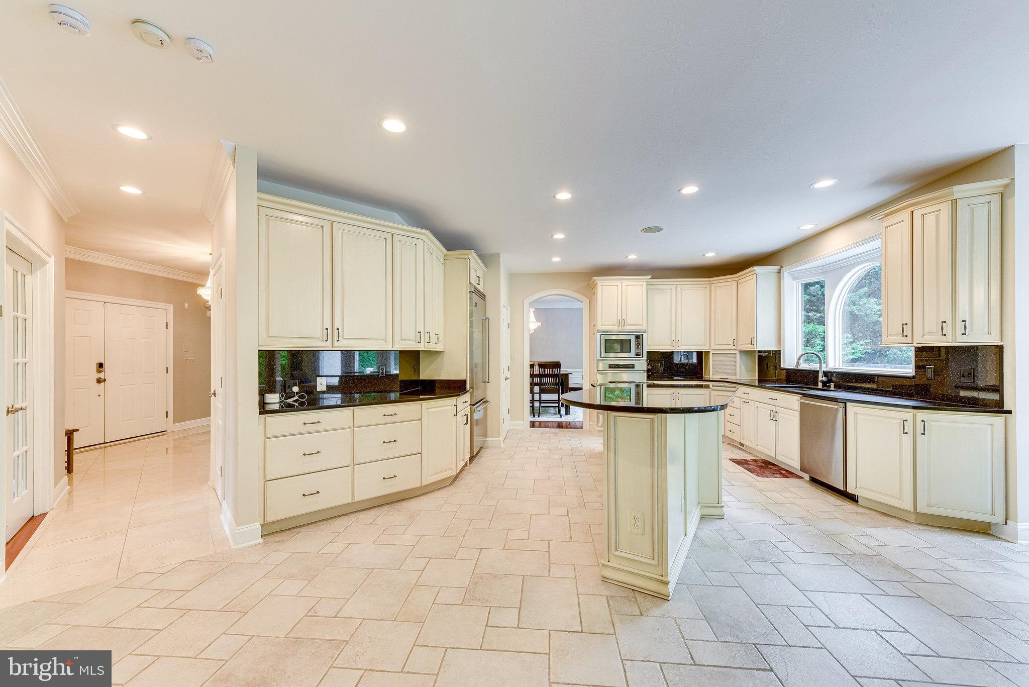 WAPLES CREST - Residential