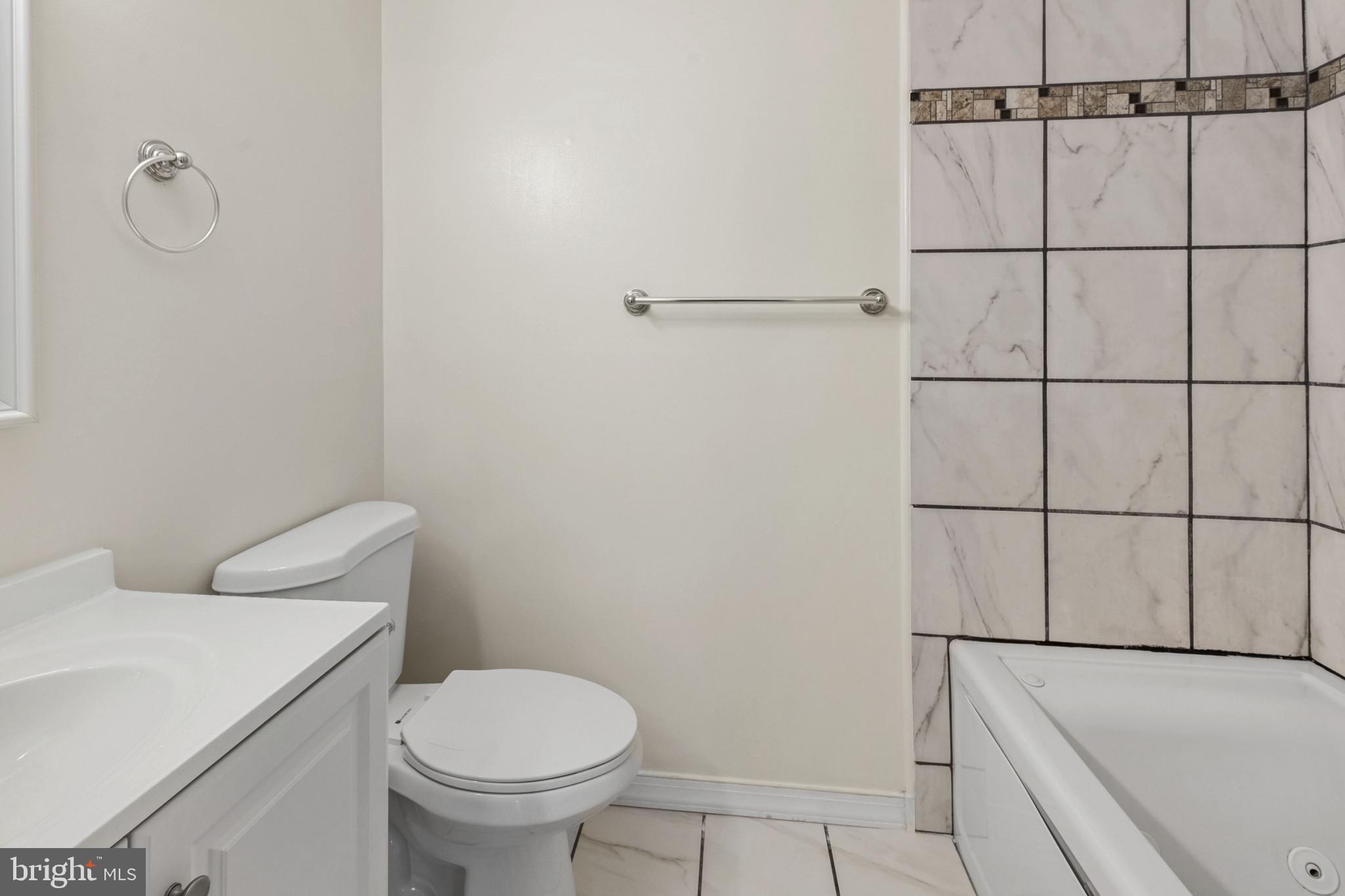 POND CONDOMINIUMS - Residential