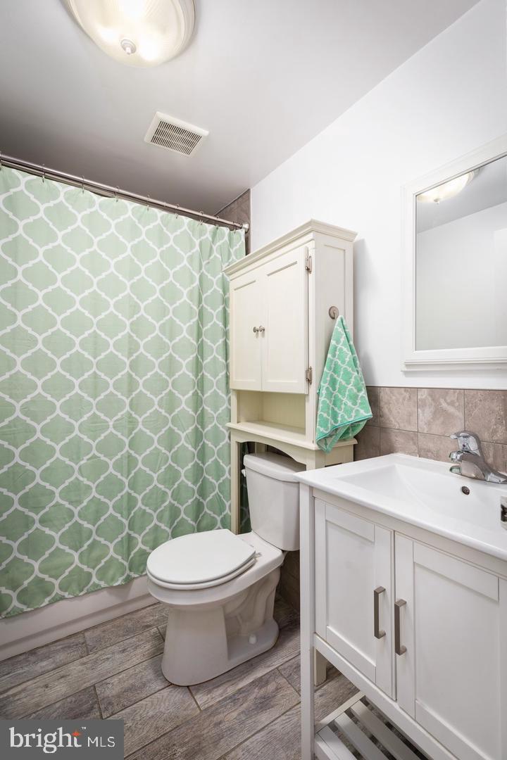 BERKSHIRE - Residential Lease