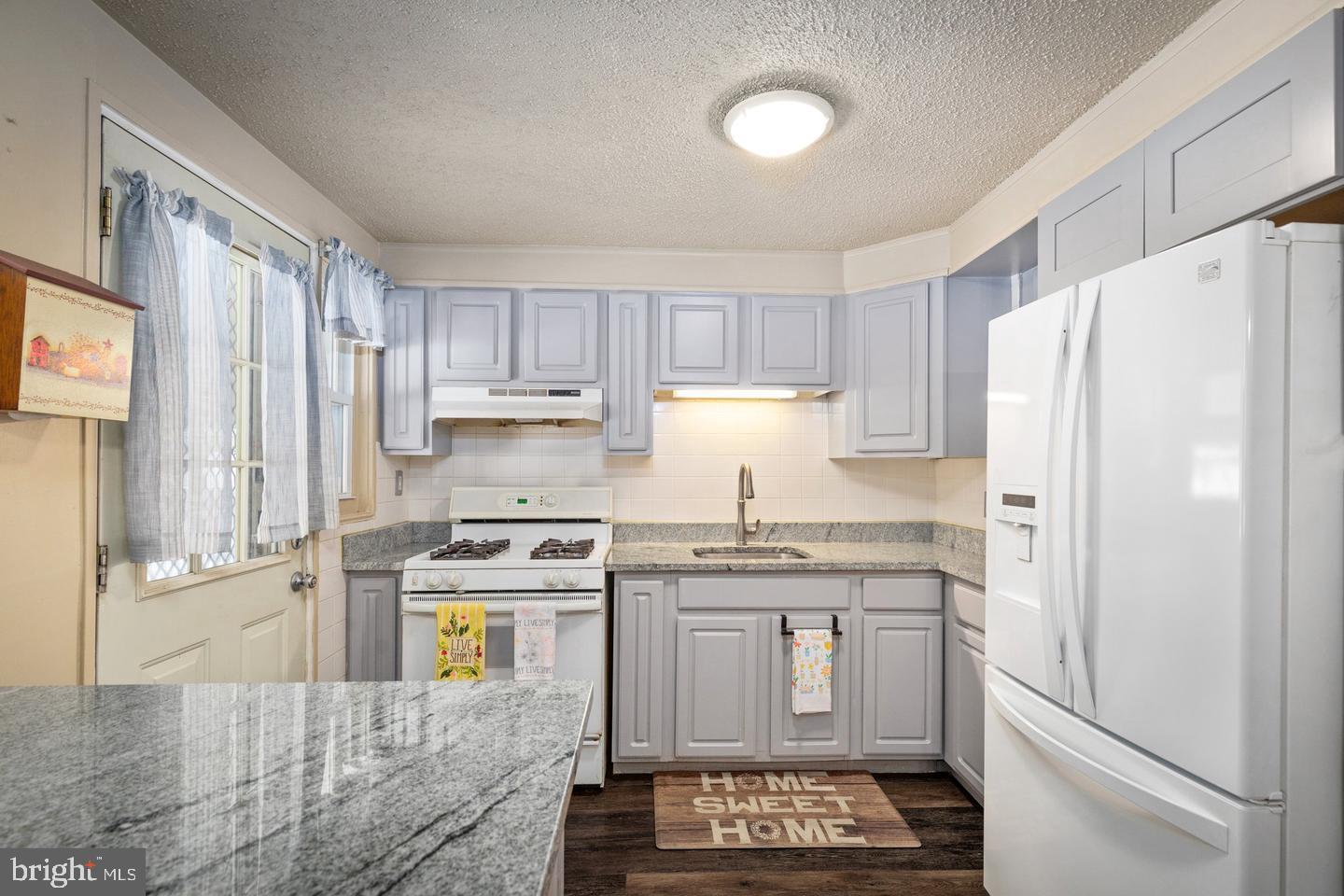 BERKSHIRE - Residential Lease