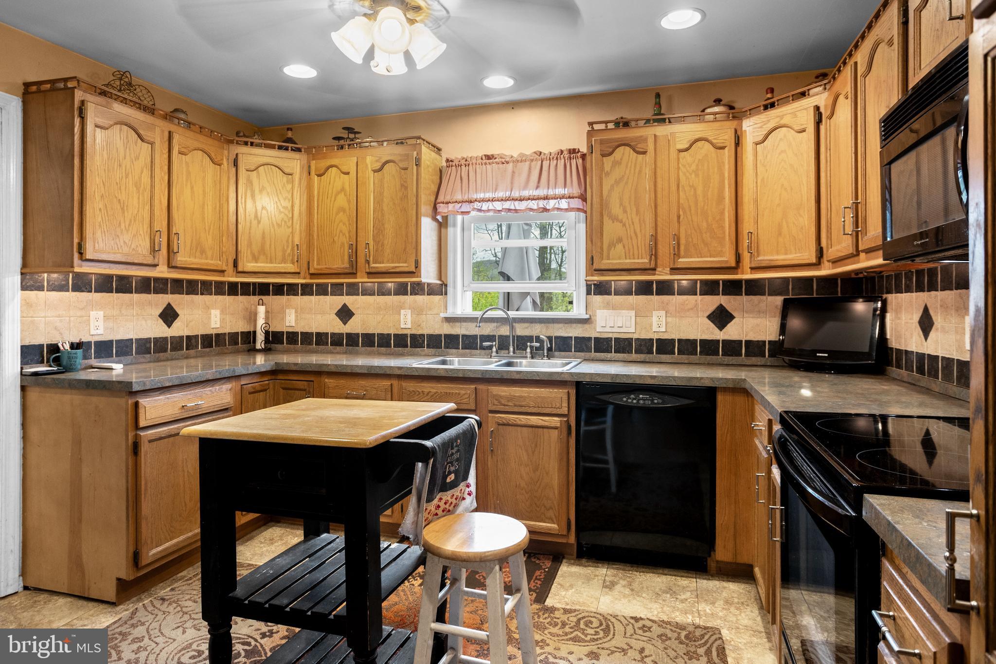 BROOKVIEW - Residential