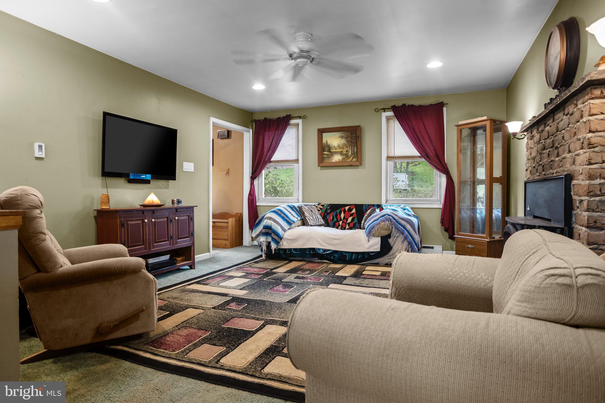 BROOKVIEW - Residential