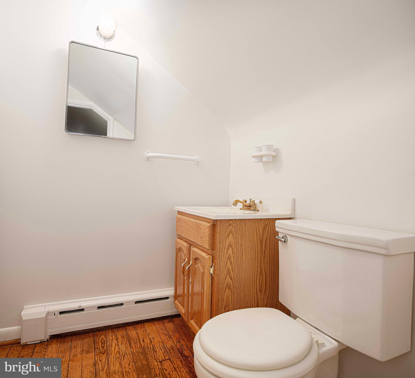 PERRY HALL - Residential