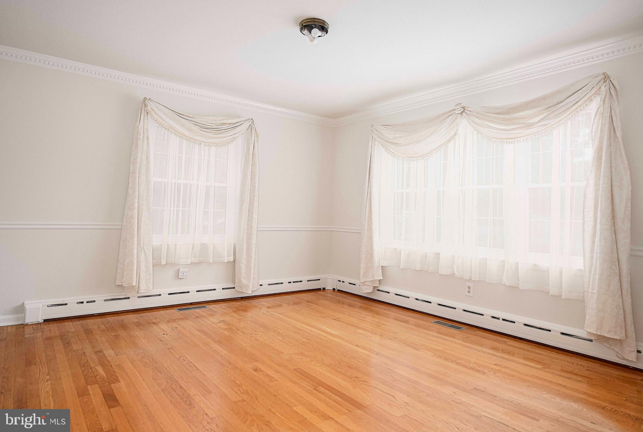 PERRY HALL - Residential