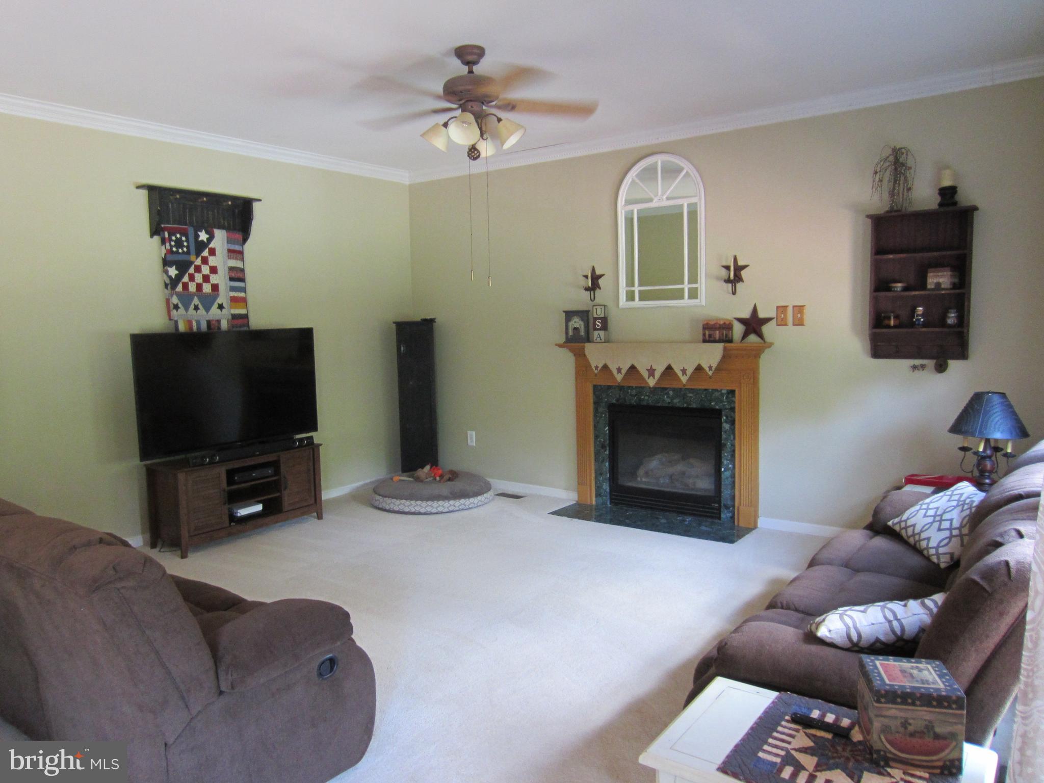 PERRY FARMS - Residential Lease