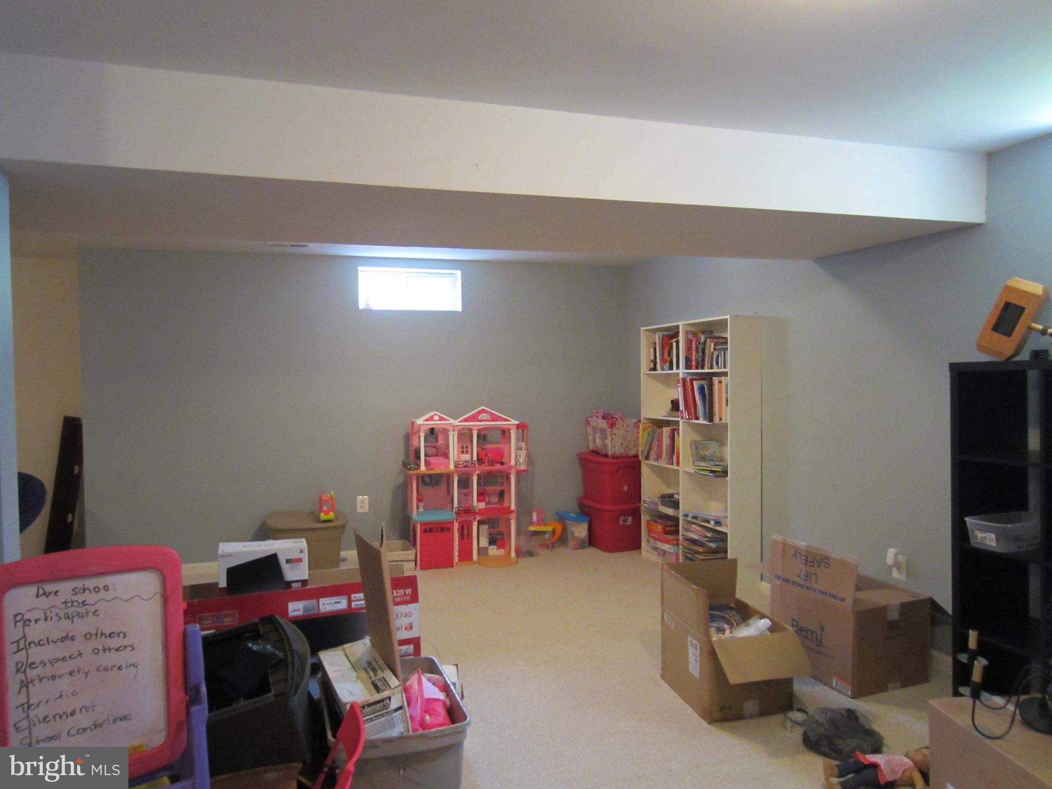 PERRY FARMS - Residential Lease