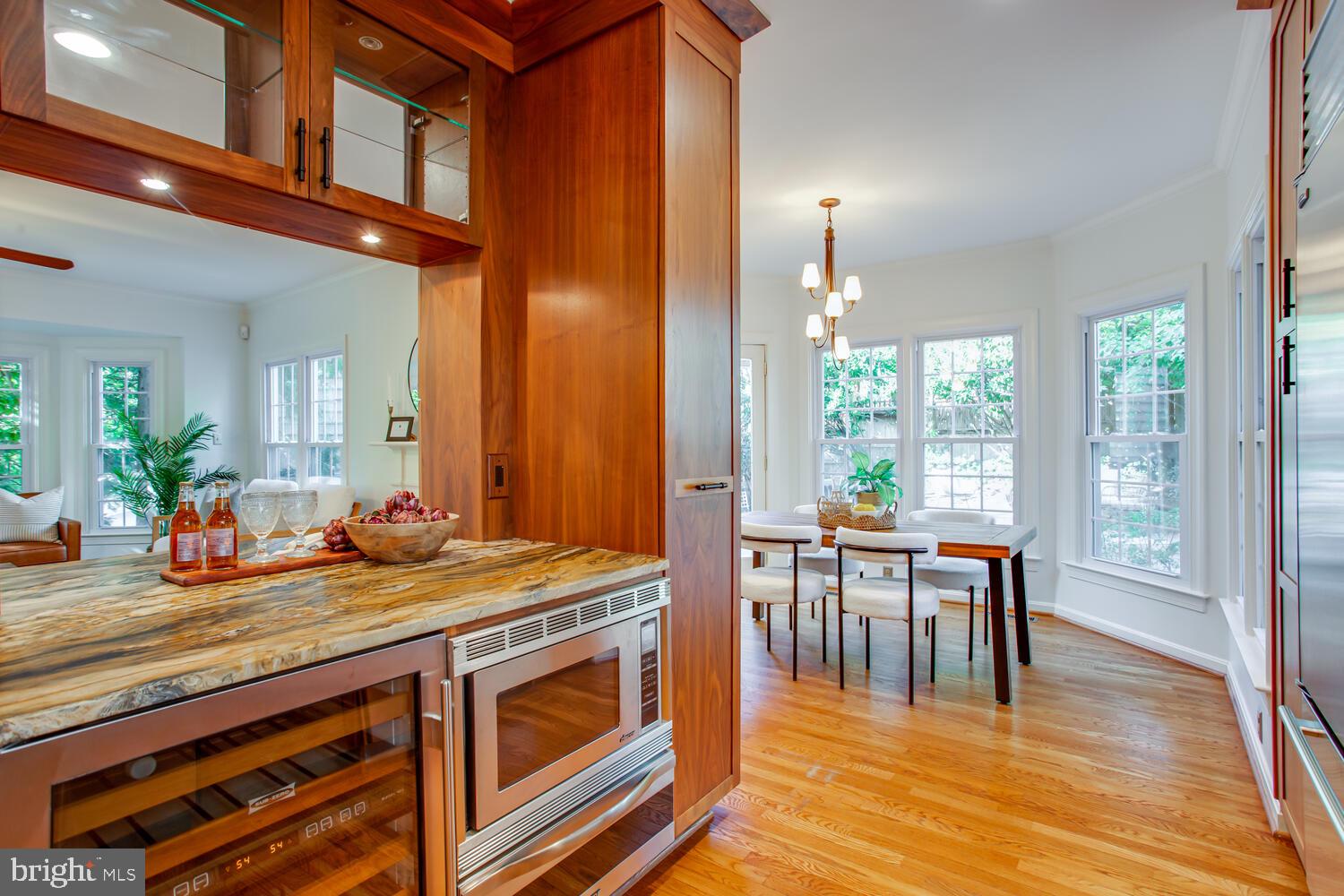 QUAKER HILL - Residential