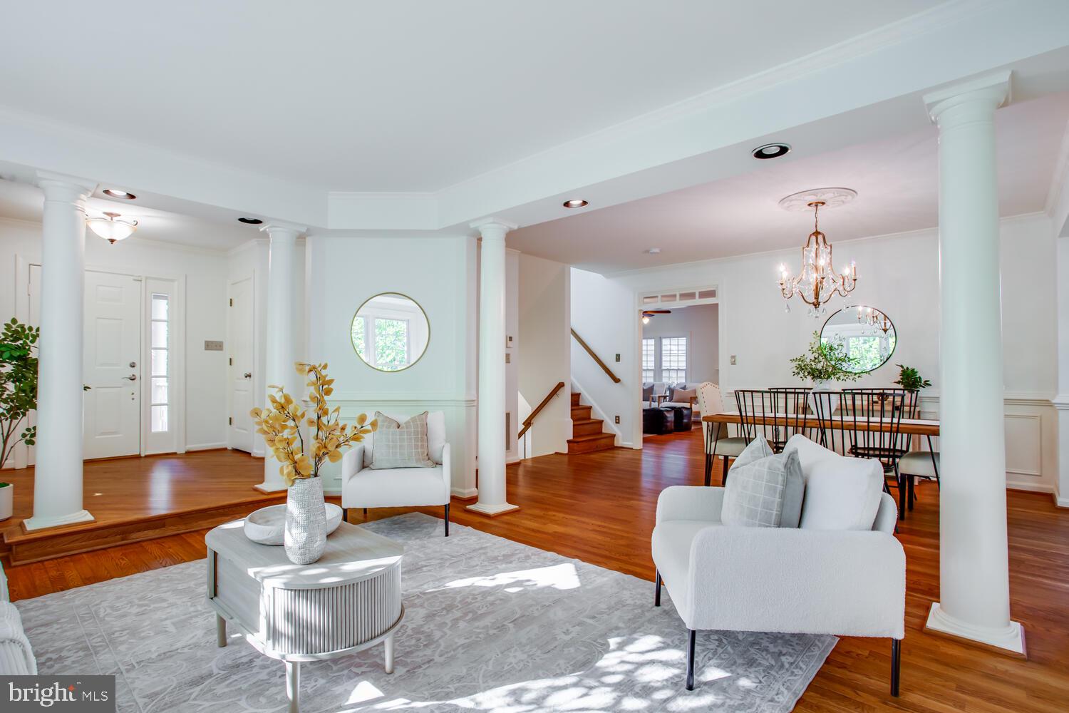 QUAKER HILL - Residential