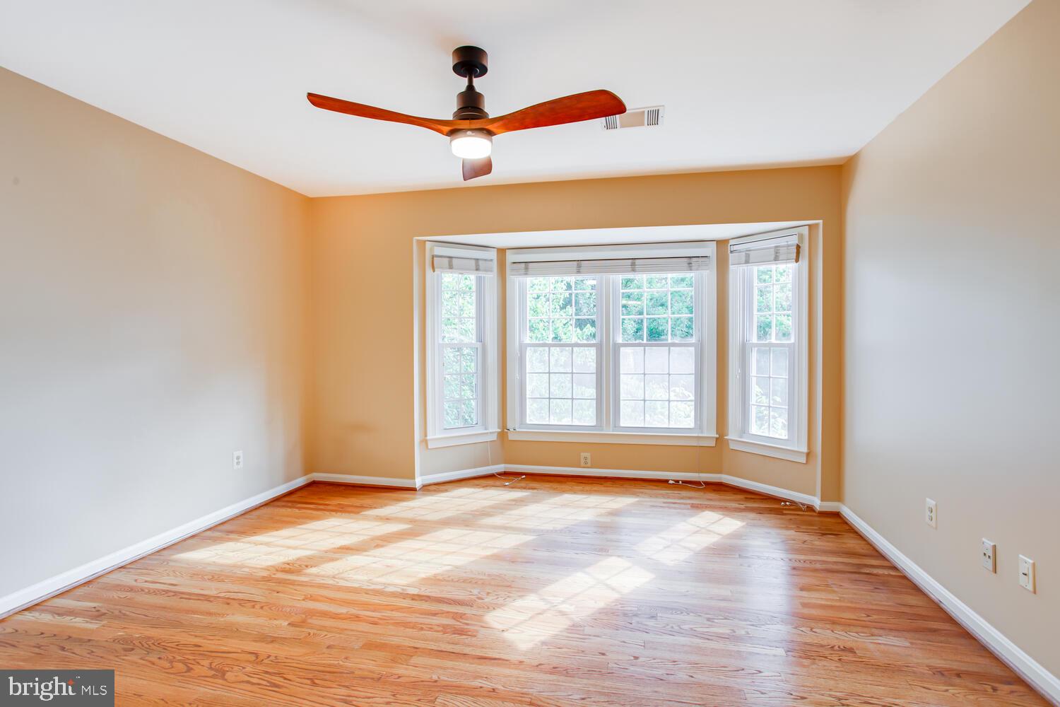 QUAKER HILL - Residential