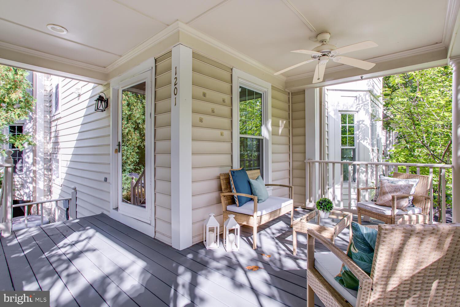 QUAKER HILL - Residential