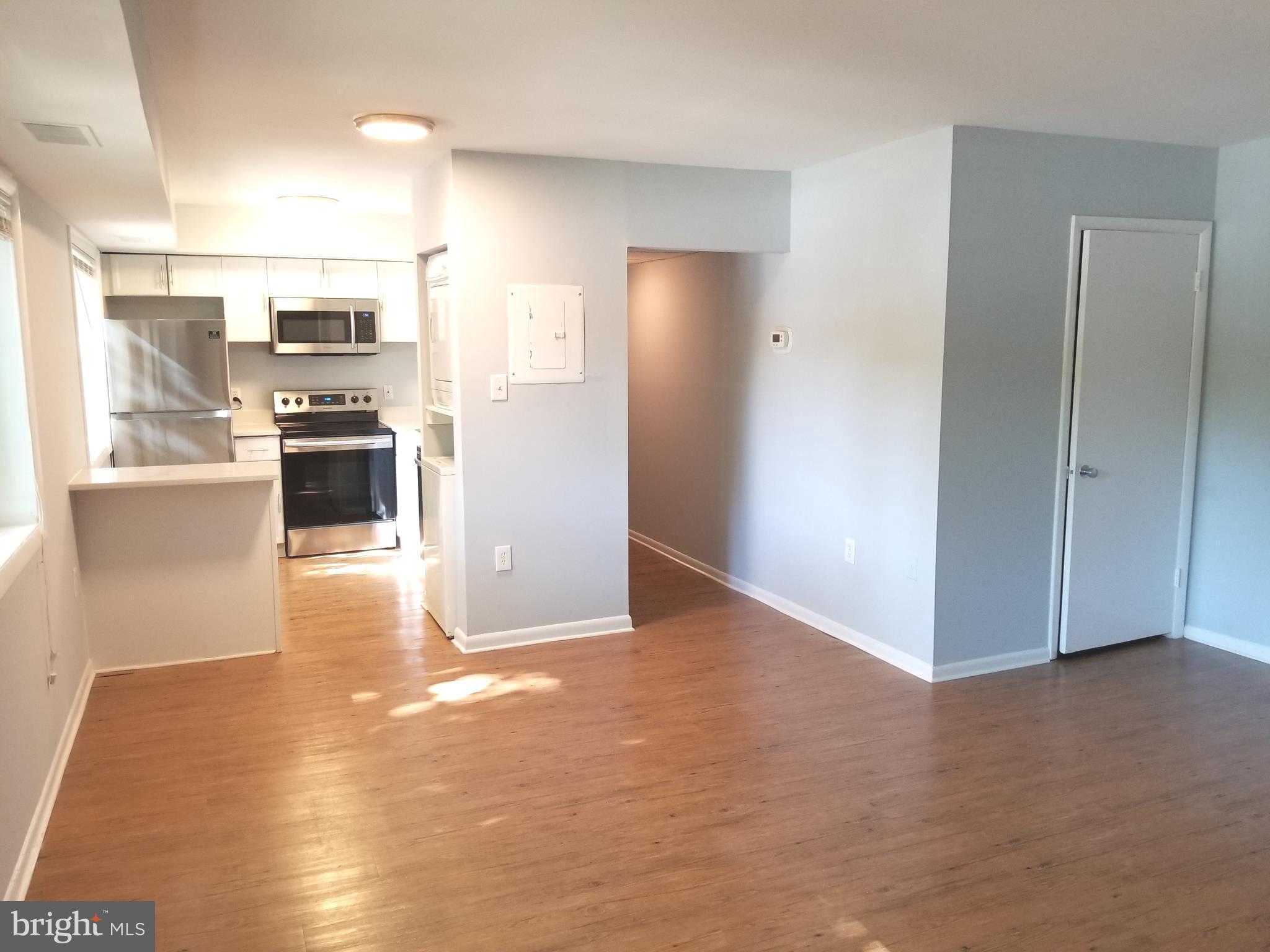 BOLLING BROOK - Residential Lease