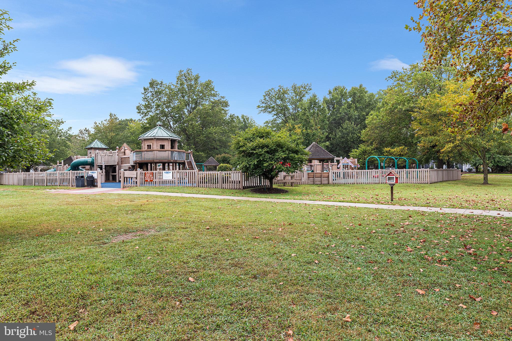 EASTON - Residential