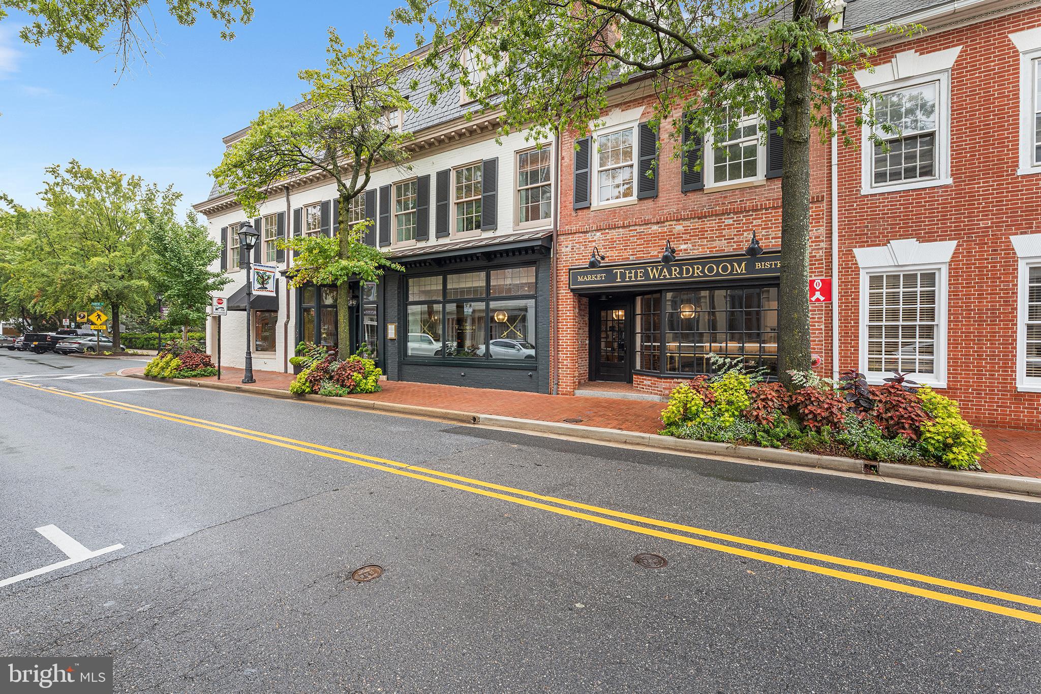 EASTON - Residential