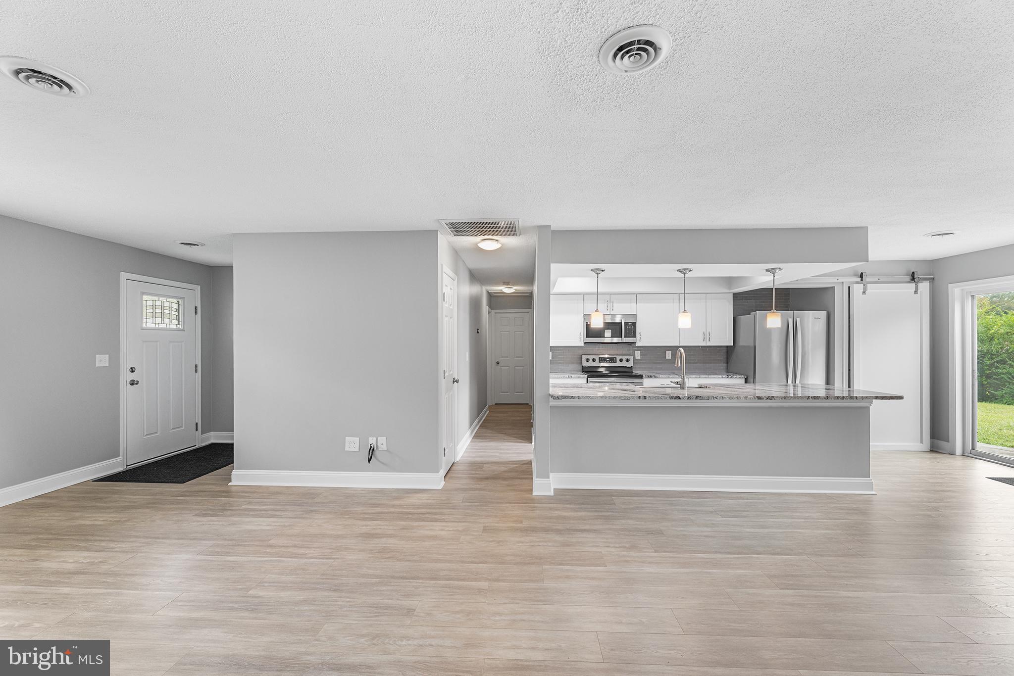 EASTON - Residential