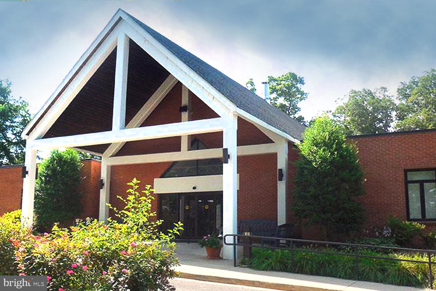 THE VILLAS OF ROCK OAK - Residential