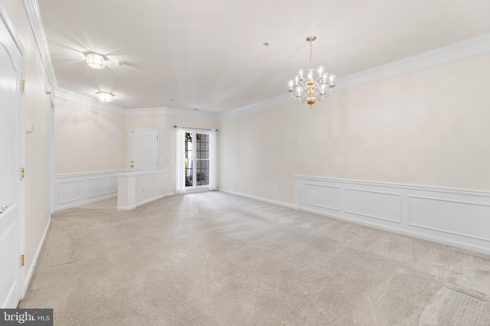 THE VILLAS OF ROCK OAK - Residential