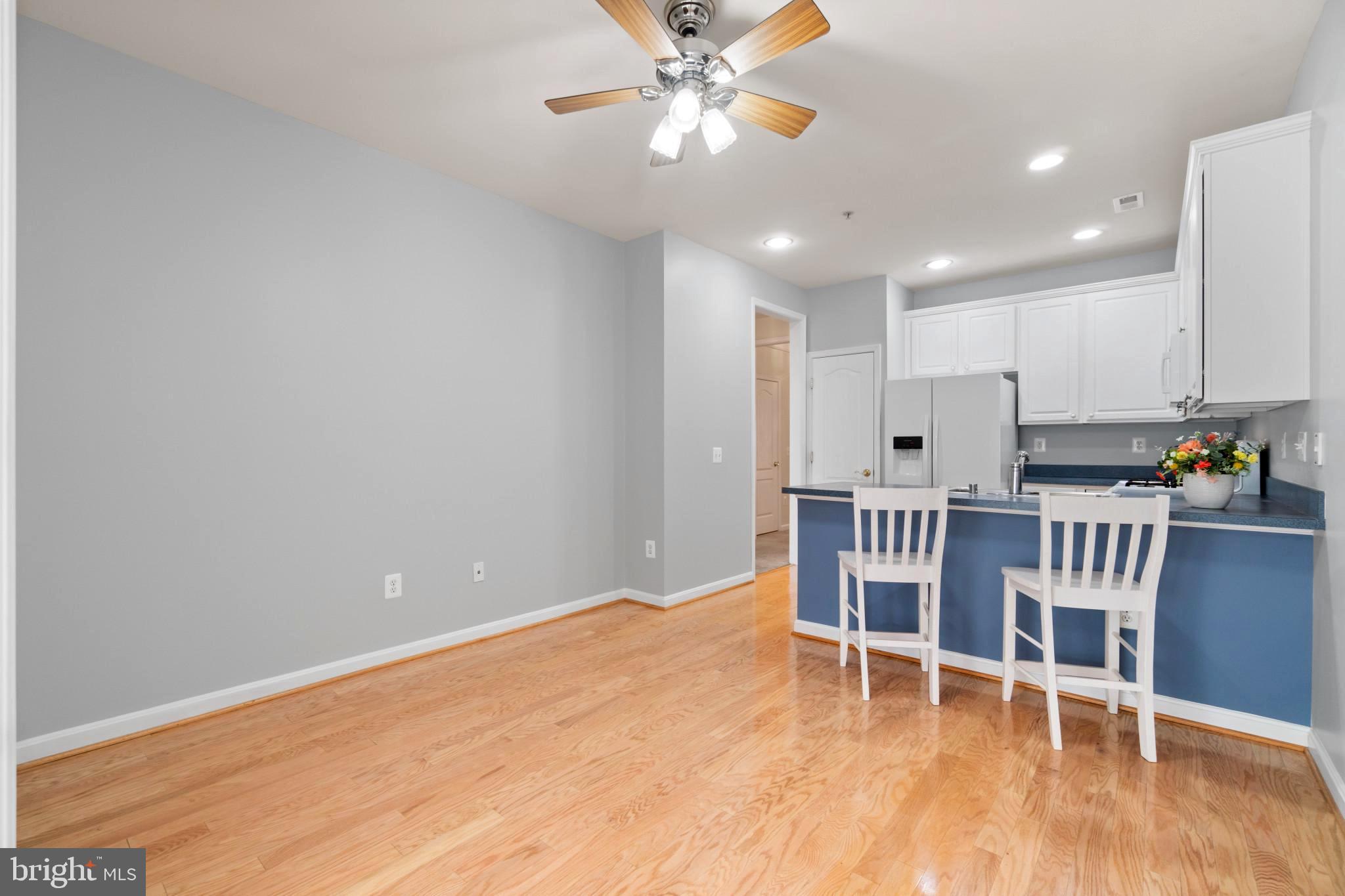 THE VILLAS OF ROCK OAK - Residential