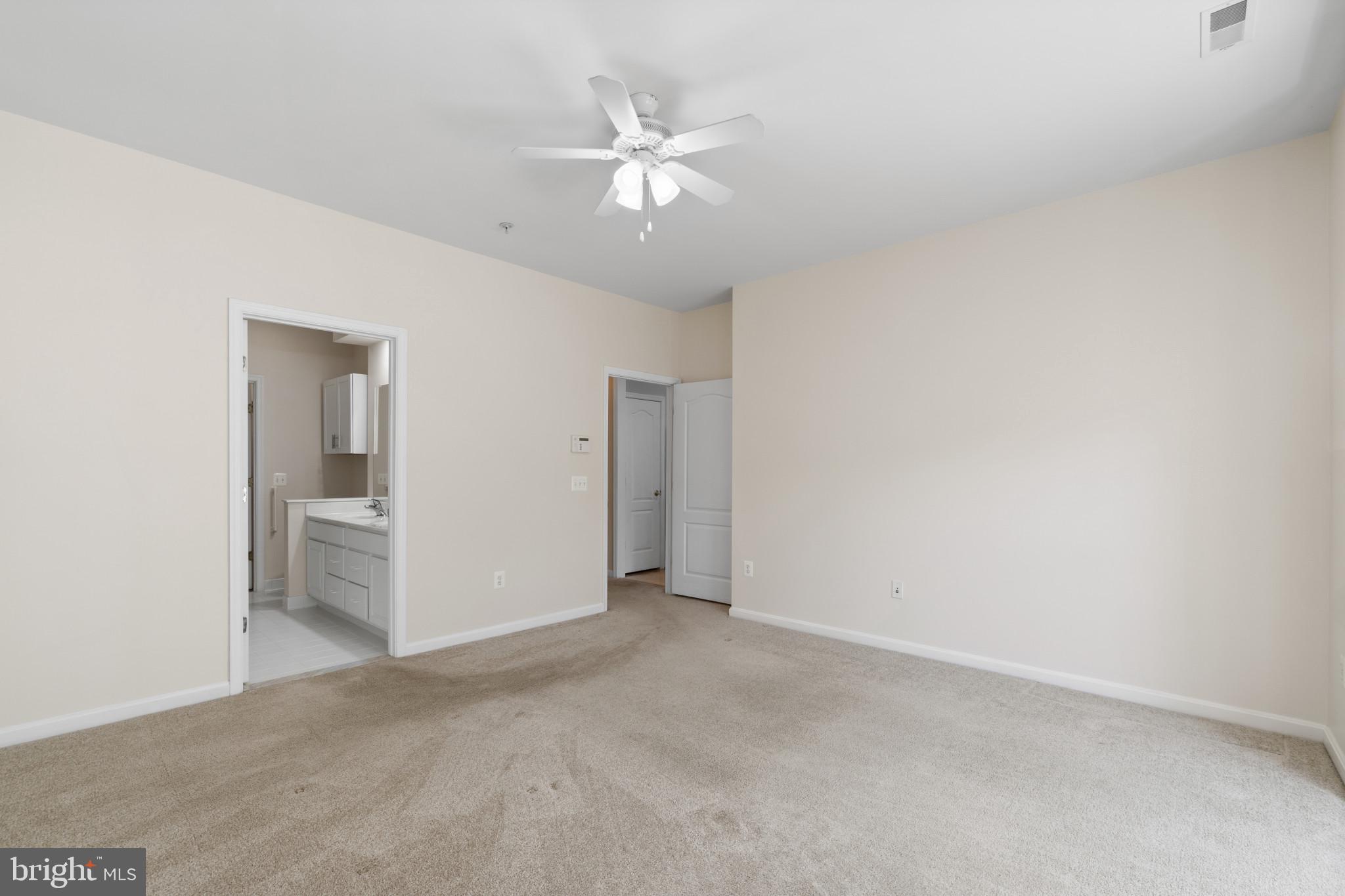 THE VILLAS OF ROCK OAK - Residential