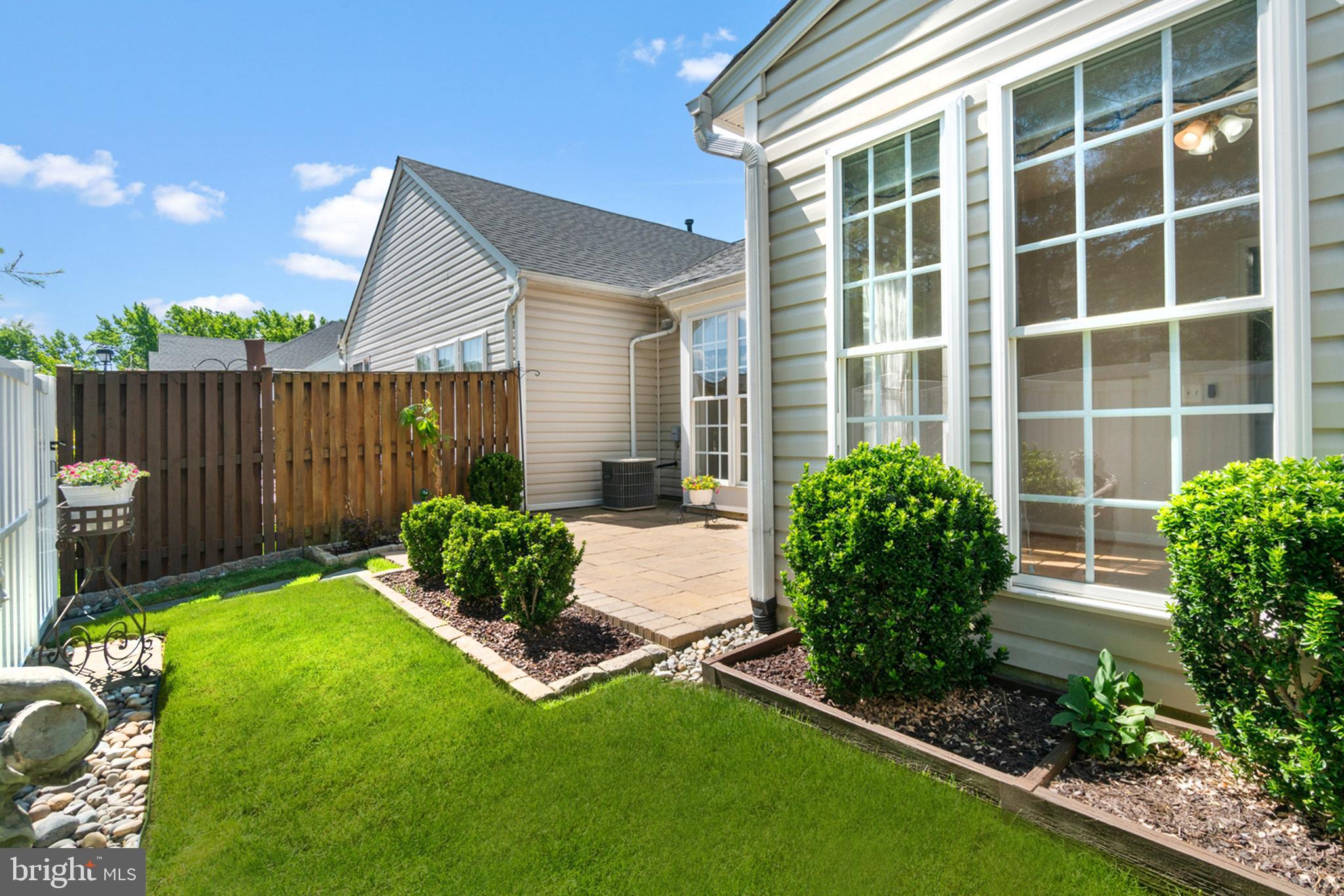 THE VILLAS OF ROCK OAK - Residential