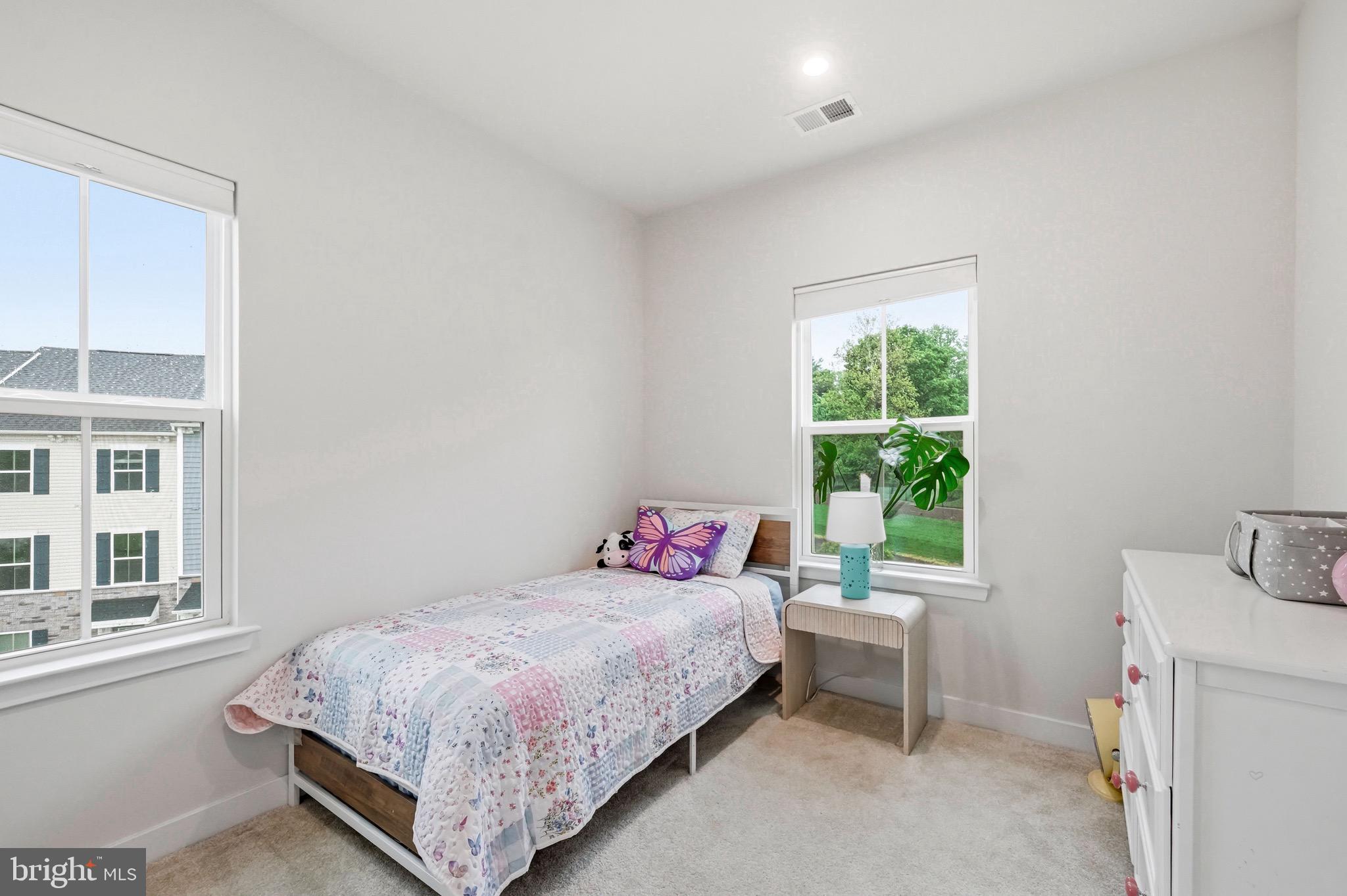 MAPLEVIEW - Residential