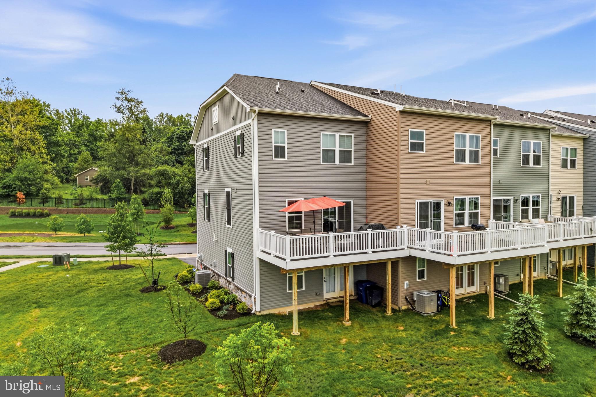 MAPLEVIEW - Residential