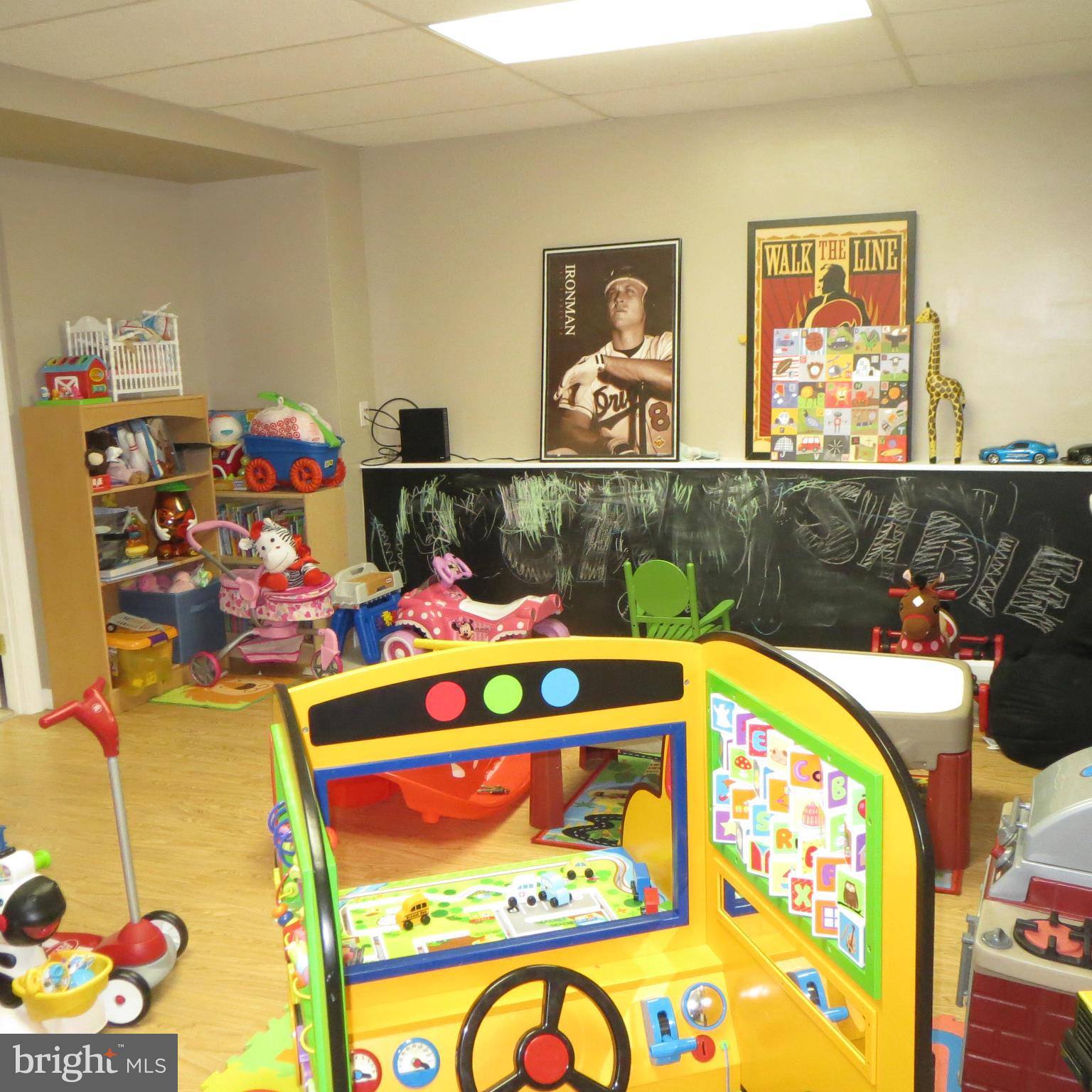 INWOOD MEADOWS - Residential